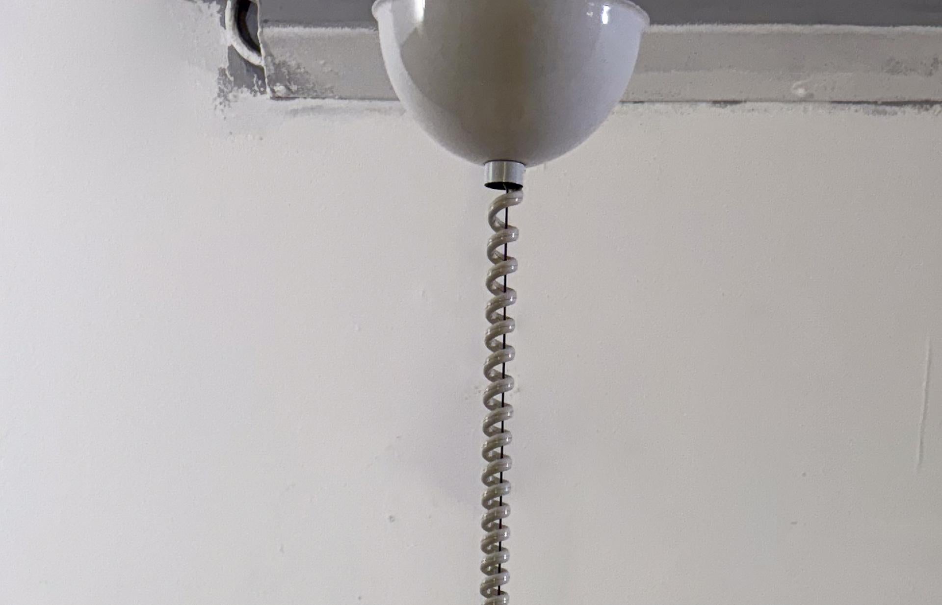 Mid-Century Modern Cocoon Pendant Lamp, Italy, 1970s For Sale 3