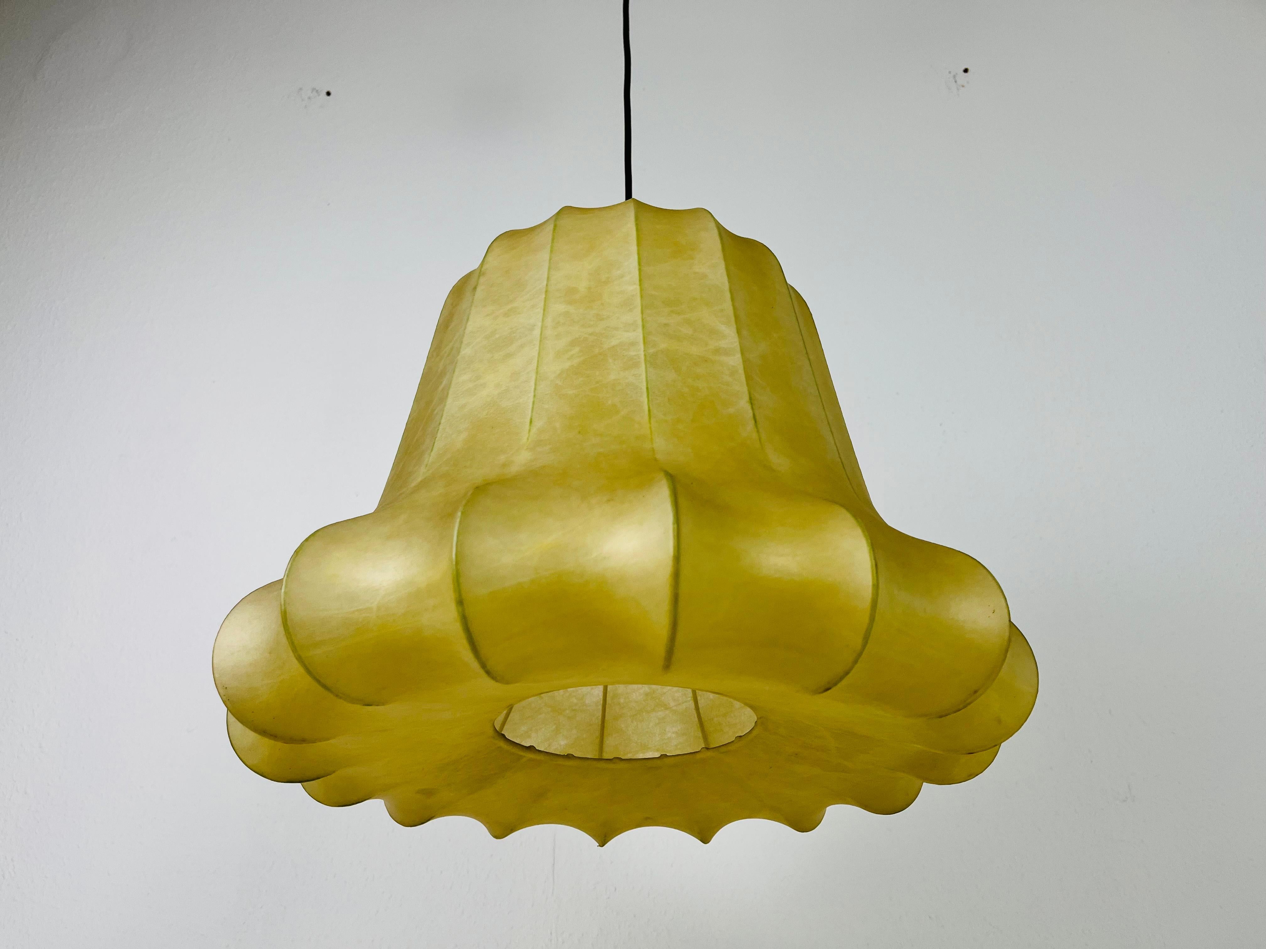 European Mid-Century Modern Cocoon Pendant Light, 1960s, Italy For Sale
