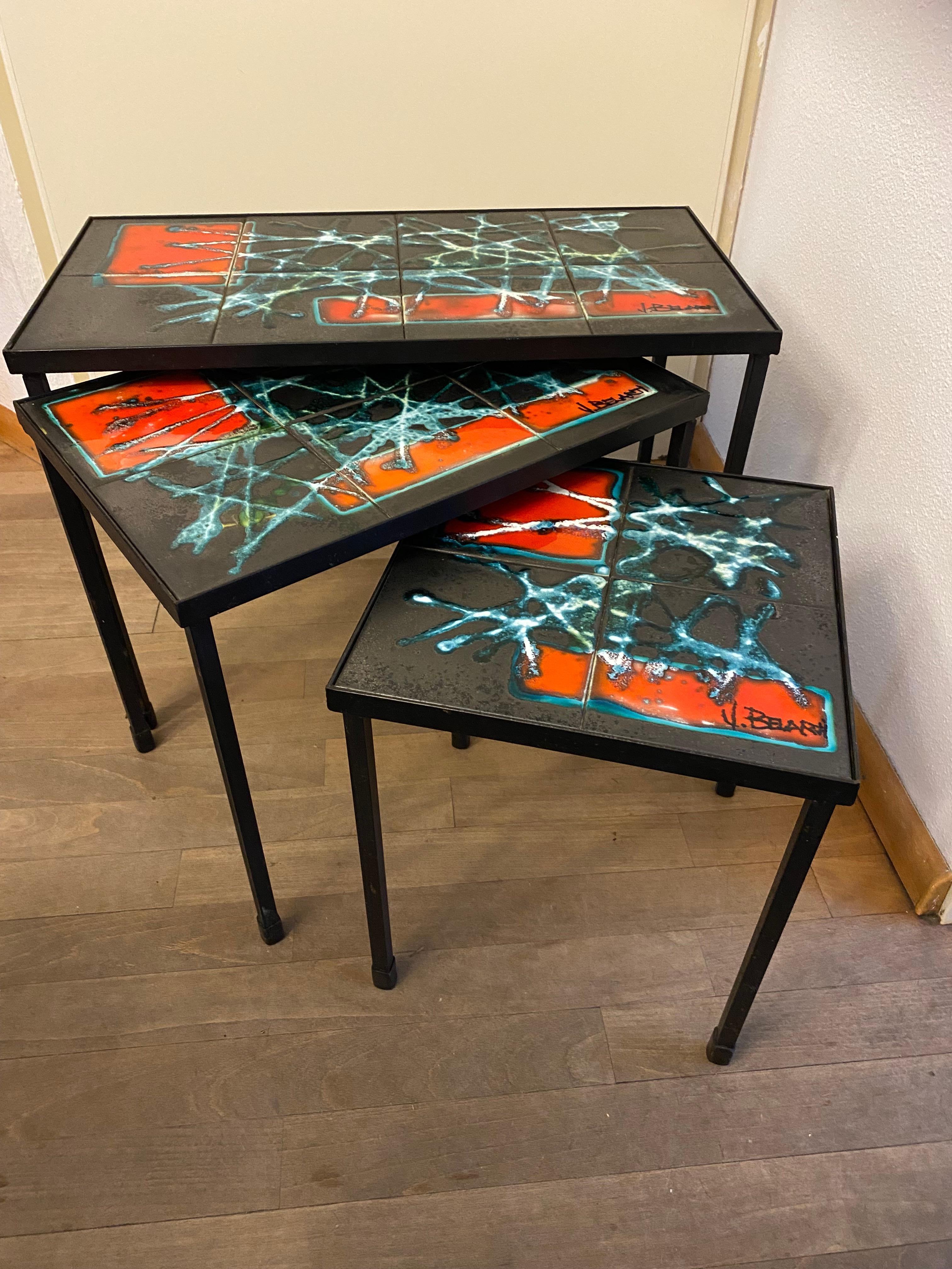 Moderne Couchtische aus der Mitte des Jahrhunderts mit Kacheln und Kacheln Belarti (3 Teile) im Angebot 6