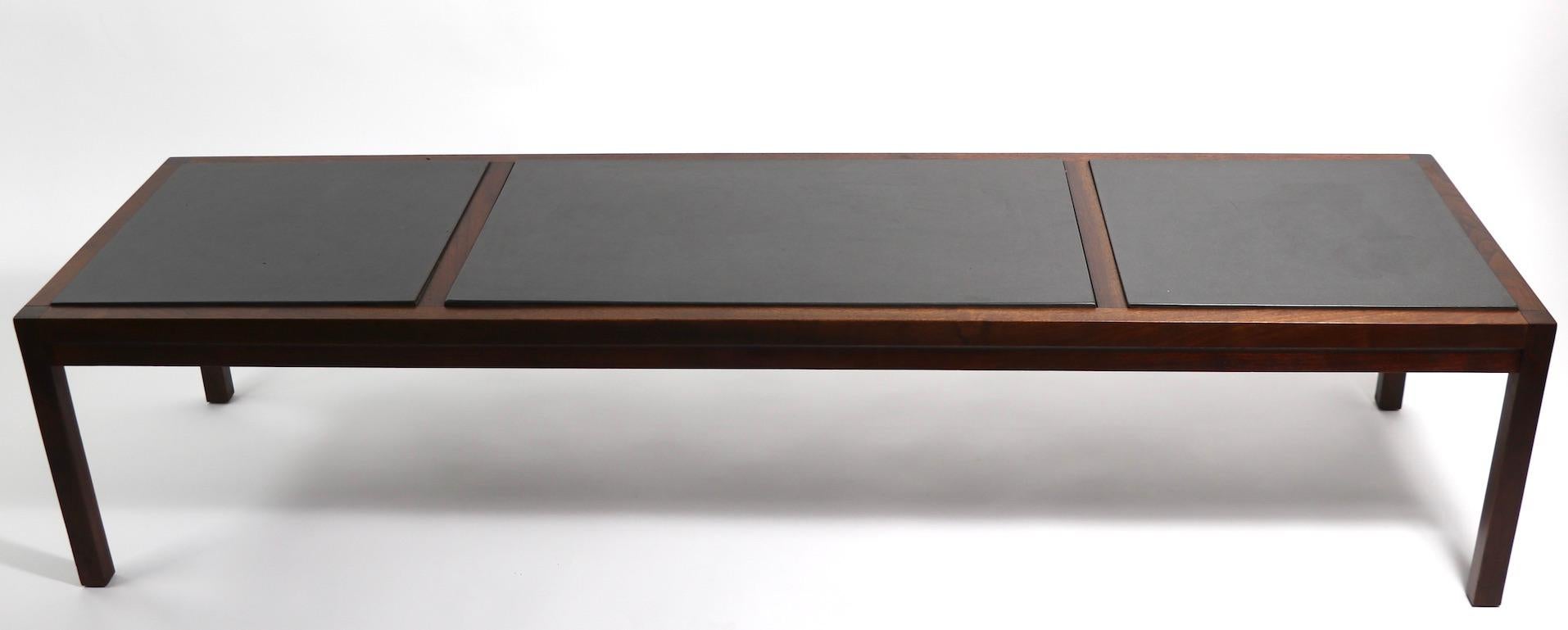 Mid-Century Modern Coffee Table after Dunbar In Good Condition For Sale In New York, NY