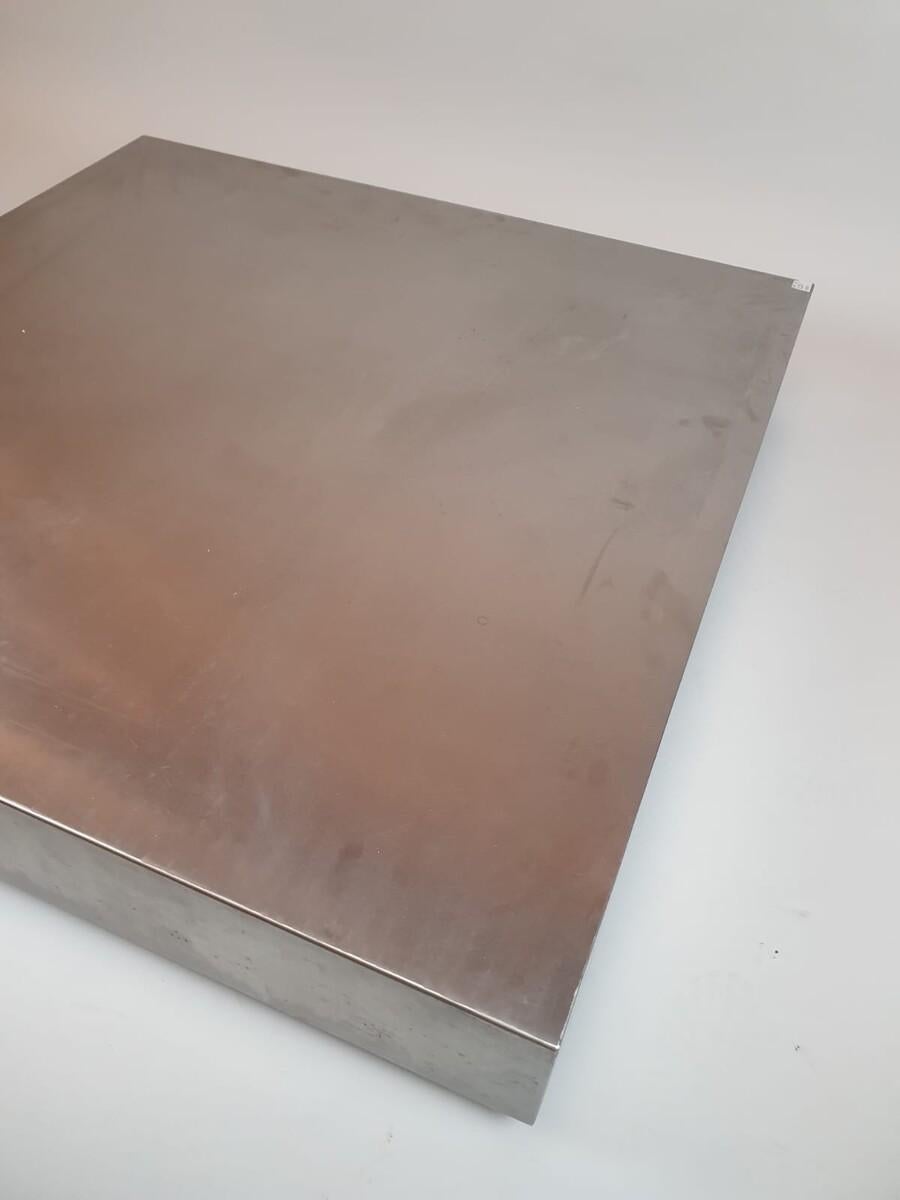 Mid-Century Modern Coffee Table attributed to Michel Boyer, Brushed Aluminum In Good Condition For Sale In Brussels, BE