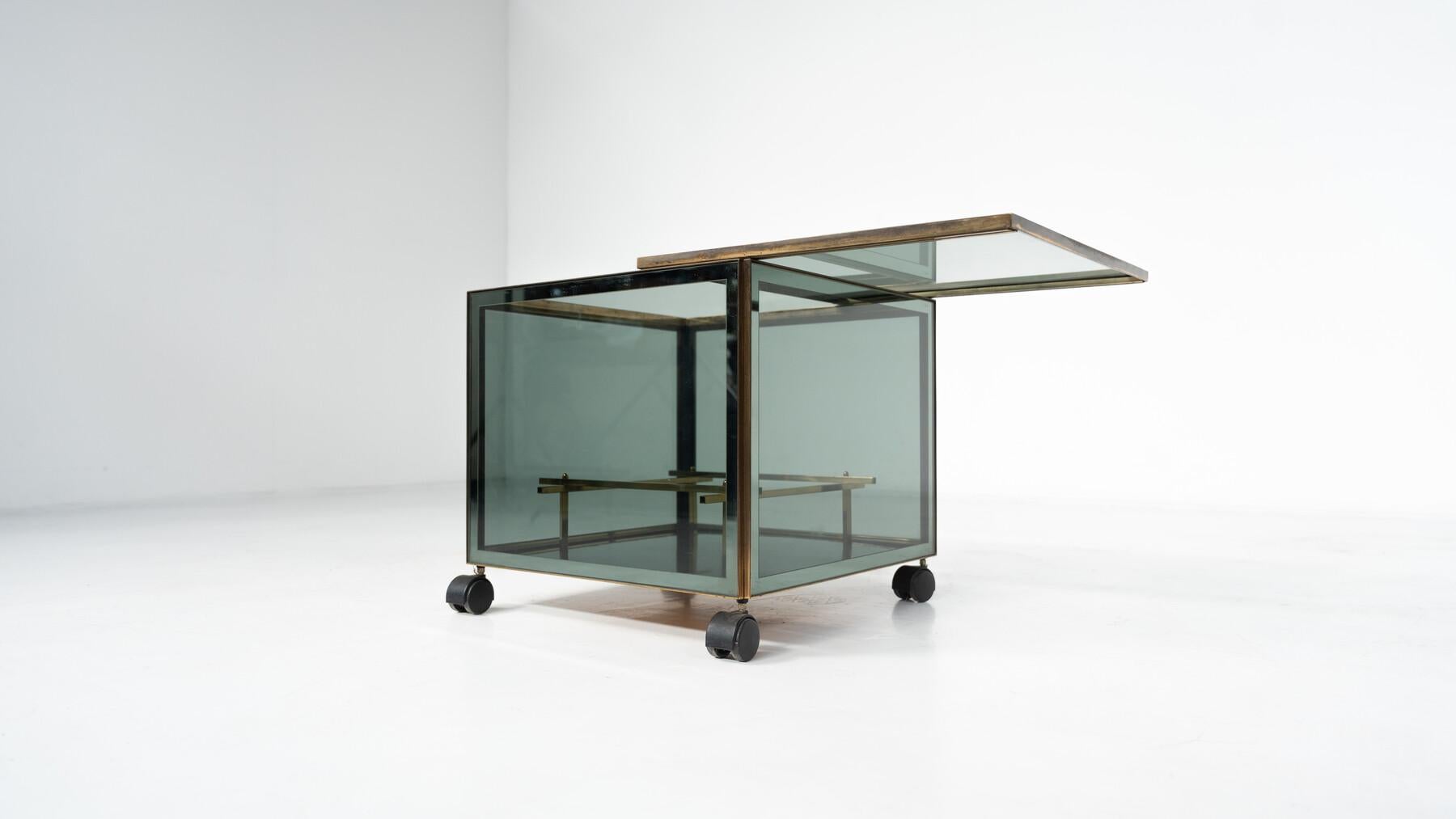 Mid-Century Modern Coffee Table/ Bar, Metal and Glass, 1970s For Sale 8