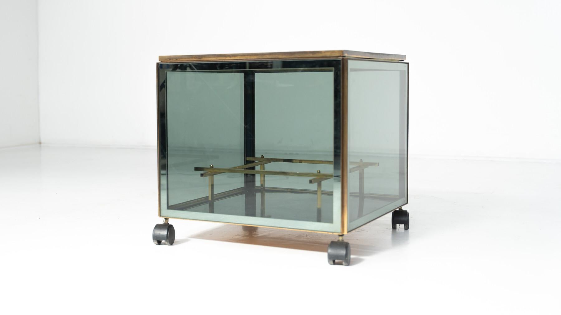 European Mid-Century Modern Coffee Table/ Bar, Metal and Glass, 1970s For Sale