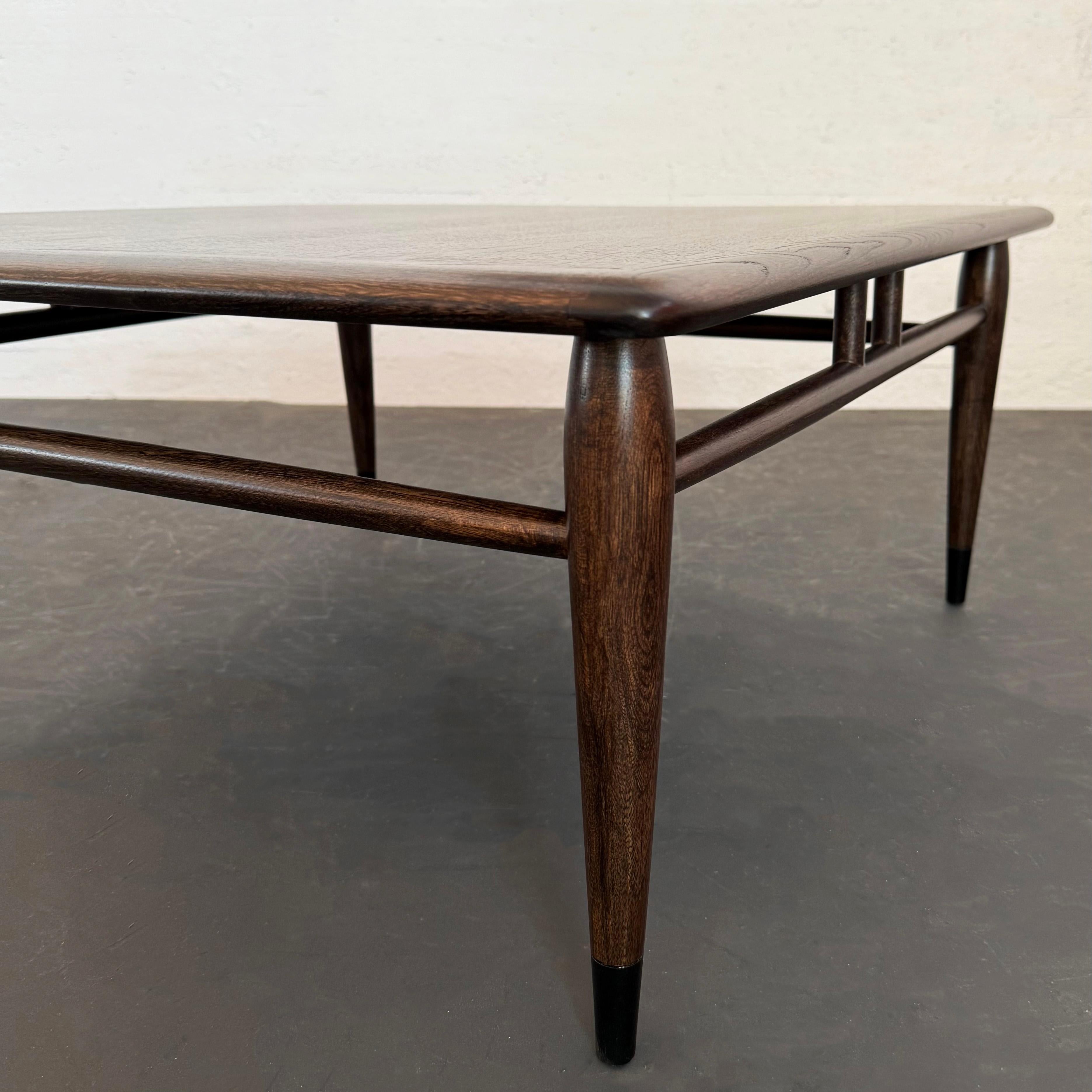 Mid-Century Modern Coffee Table By Andre Bus For Lane Acclaim For Sale 1