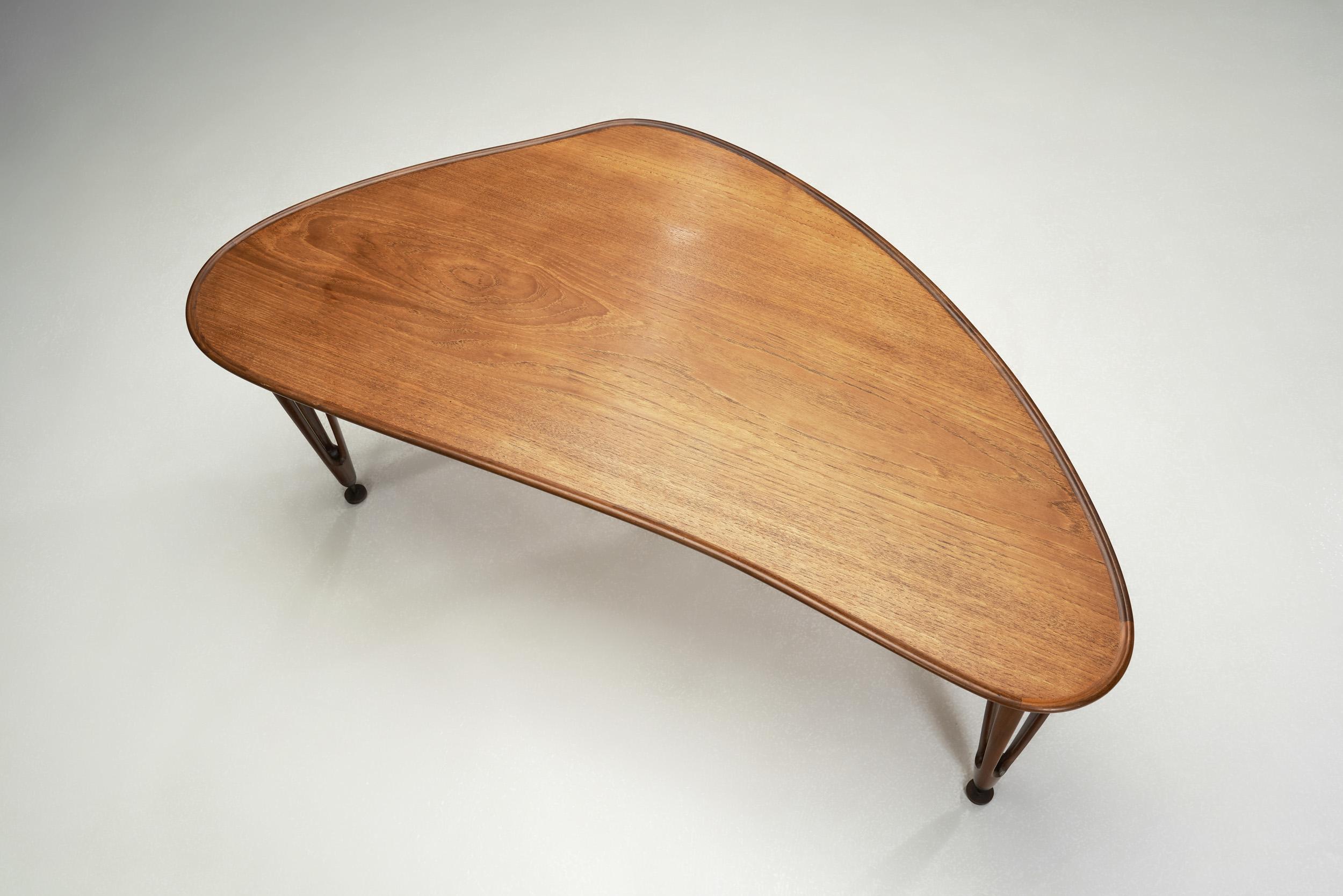 Milieu du XXe siècle Mid Century Modern Coffee Table by BC Møbler, Denmark 1960s en vente