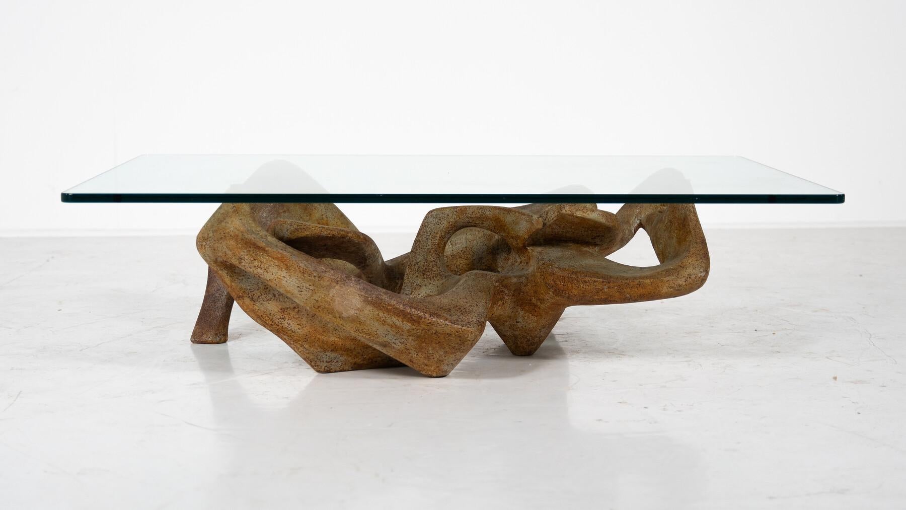 Moderner Couchtisch der Jahrhundertmitte von Claudio Trevi, Glas und Beton, 1970er Jahre im Angebot 2