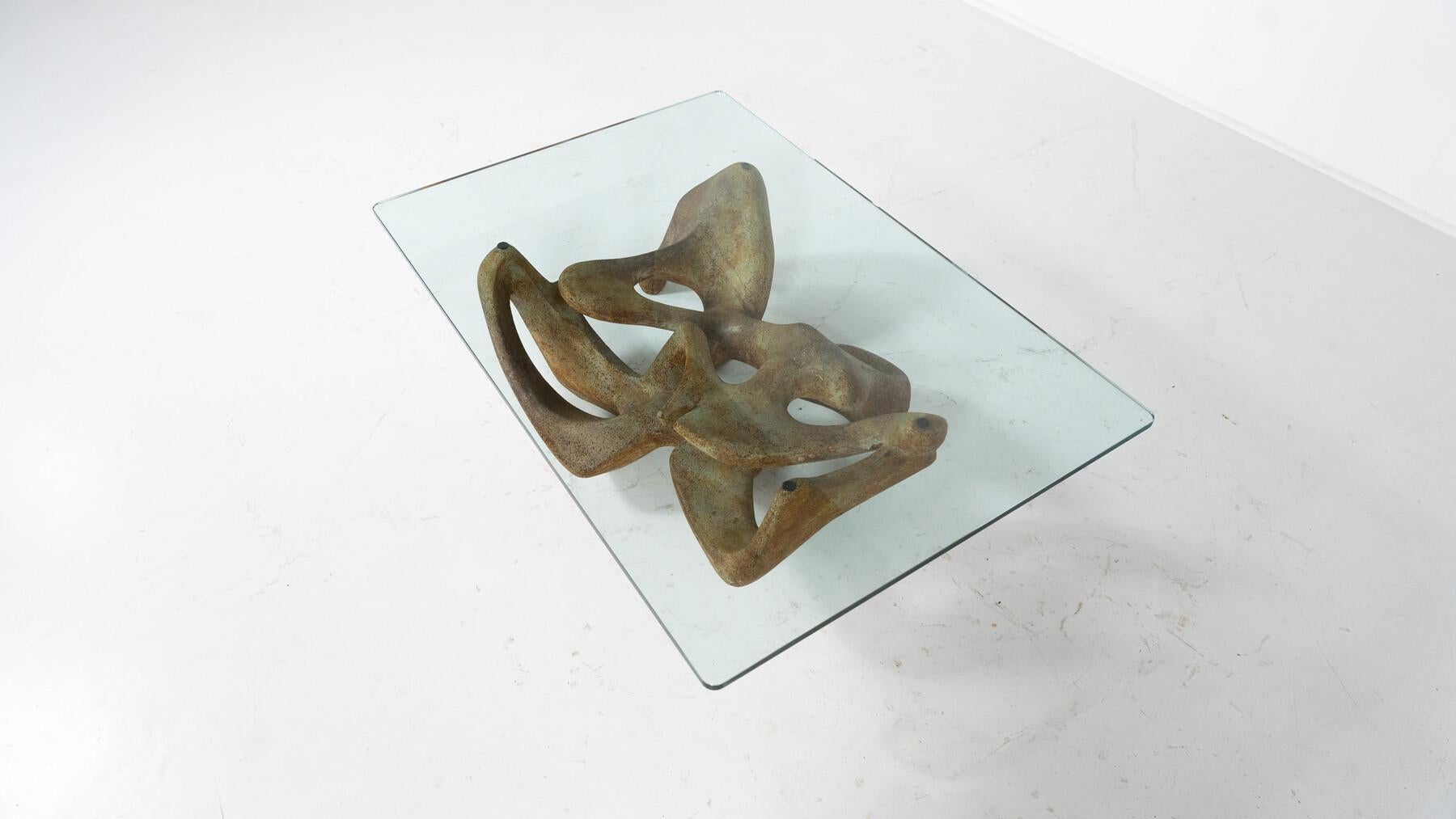 Moderner Couchtisch der Jahrhundertmitte von Claudio Trevi, Glas und Beton, 1970er Jahre im Angebot 4
