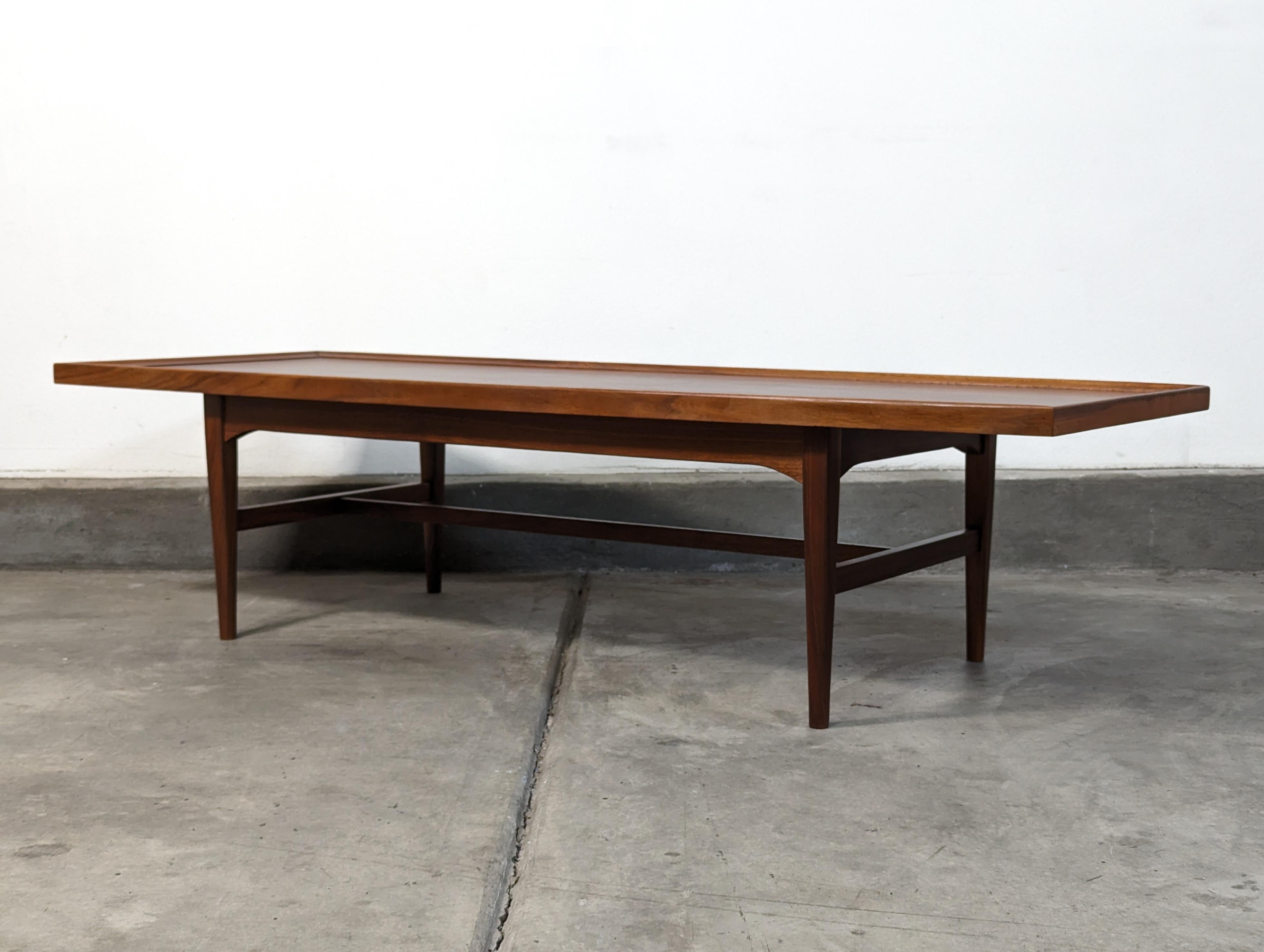 Mid Century Modern Coffee Table By Drexel, Declaration Line, c1960s For Sale 3