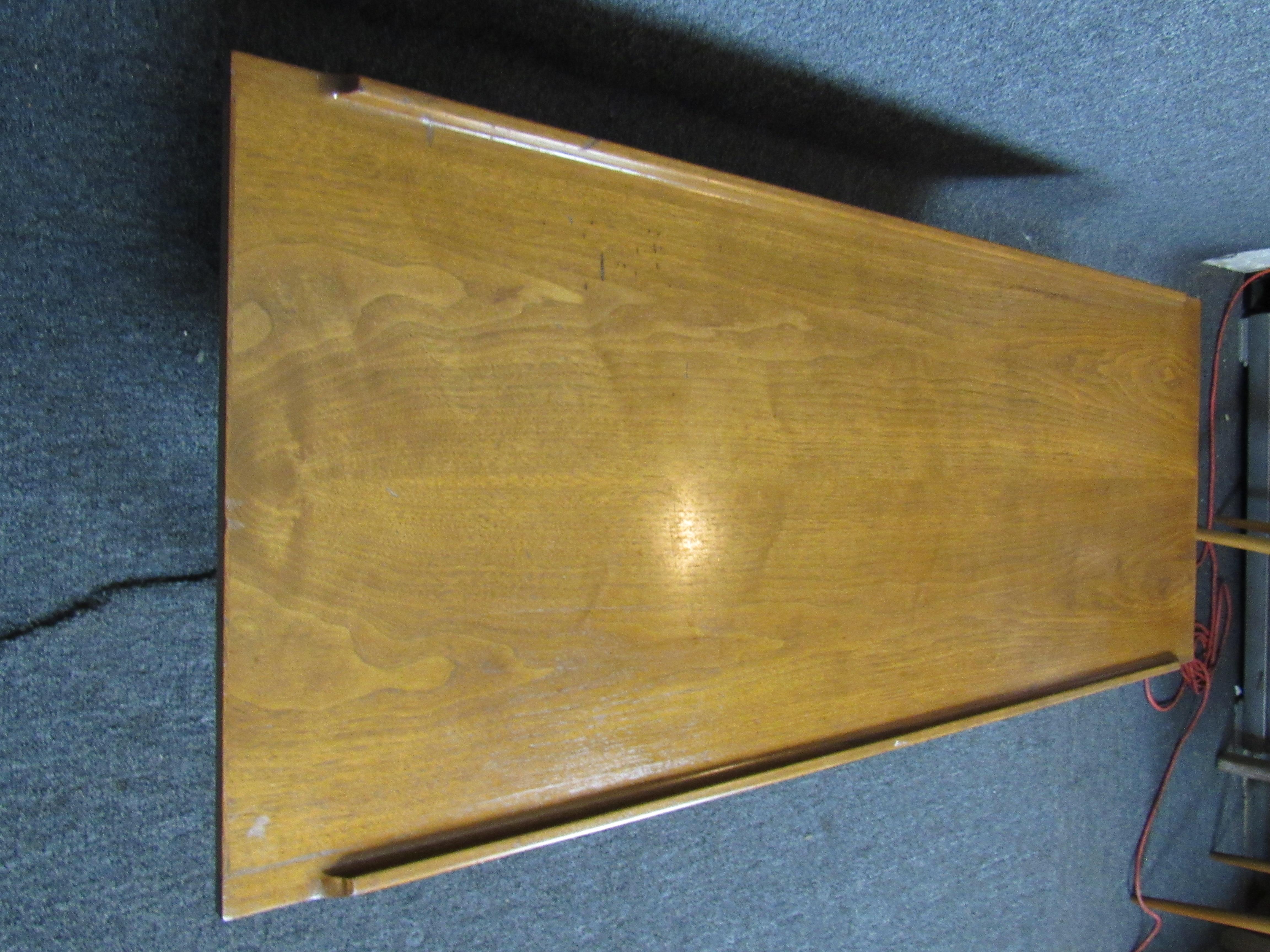 Wood Mid-Century Modern Coffee Table by Drexel For Sale