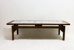 Moderner Couchtisch aus der Mitte des Jahrhunderts von Emiel Veranneman, Holz und Keramik, Belgien