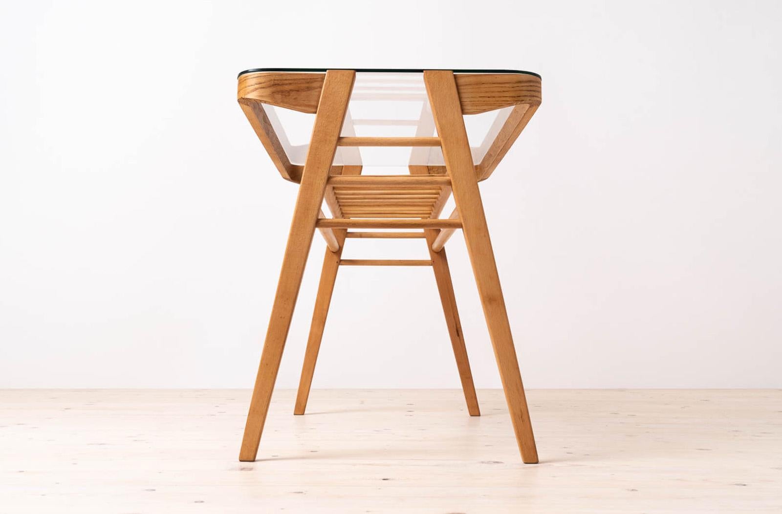 Mid Century Modern Coffee Table by F. Jirak for ÚLUV, Czech Design, 1960s For Sale 1