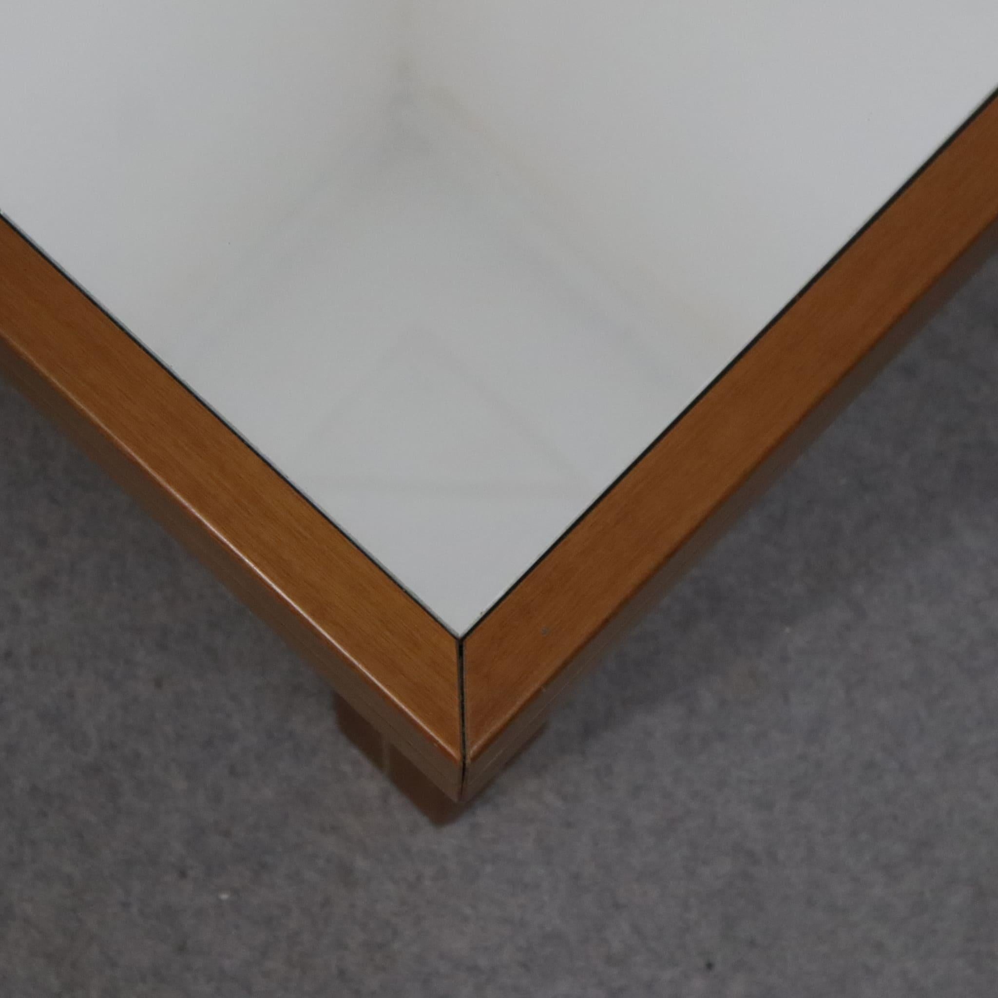 Moderner Couchtisch aus der Mitte des Jahrhunderts von Gianni Celada für Fontana Arte, Italien, 1970er Jahre im Angebot 1