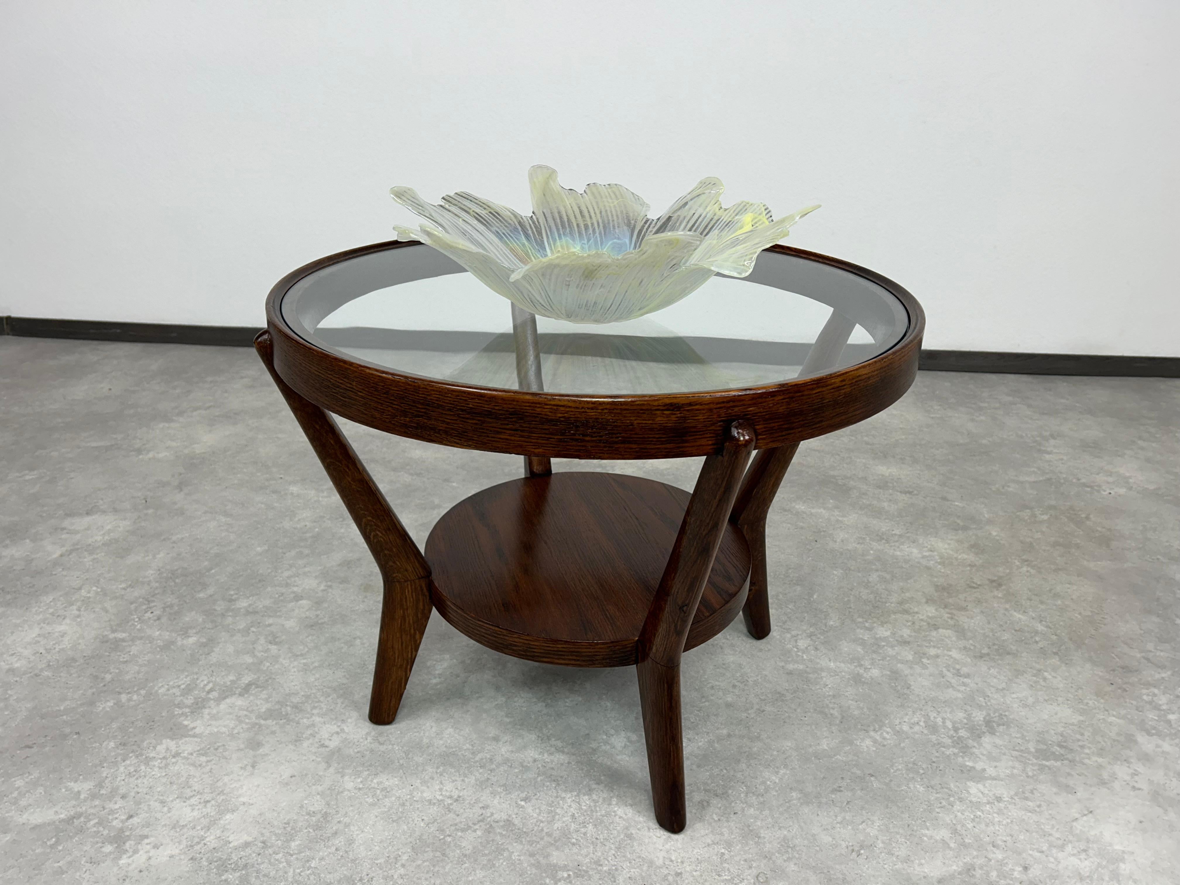 Mid-Century Modern Table basse moderne The Moderns par Koželka & Kropáček en vente