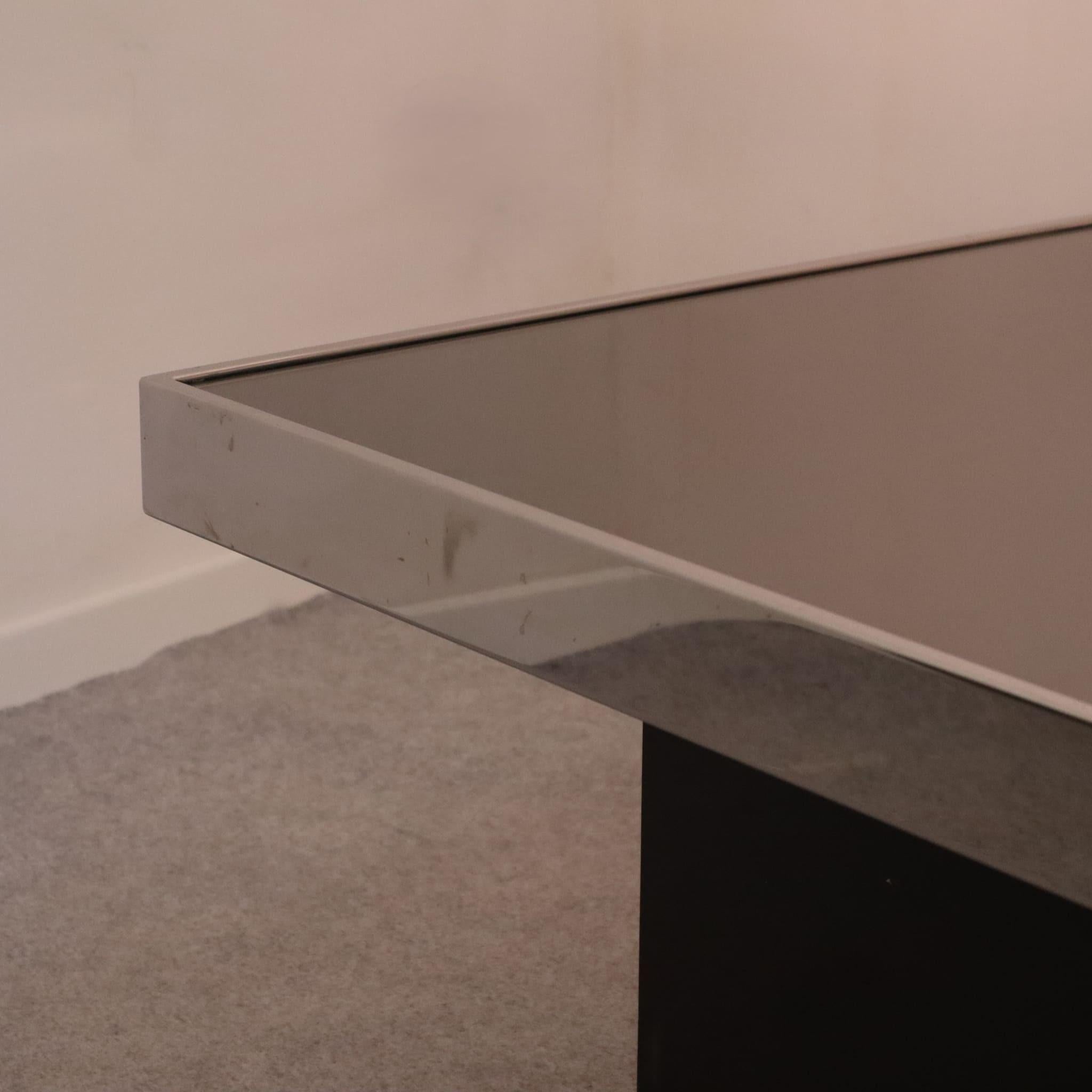 Verre fumé Table basse moderne du milieu du siècle dernier par Willy Rizzo pour Cidue, Italie, 1970 en vente