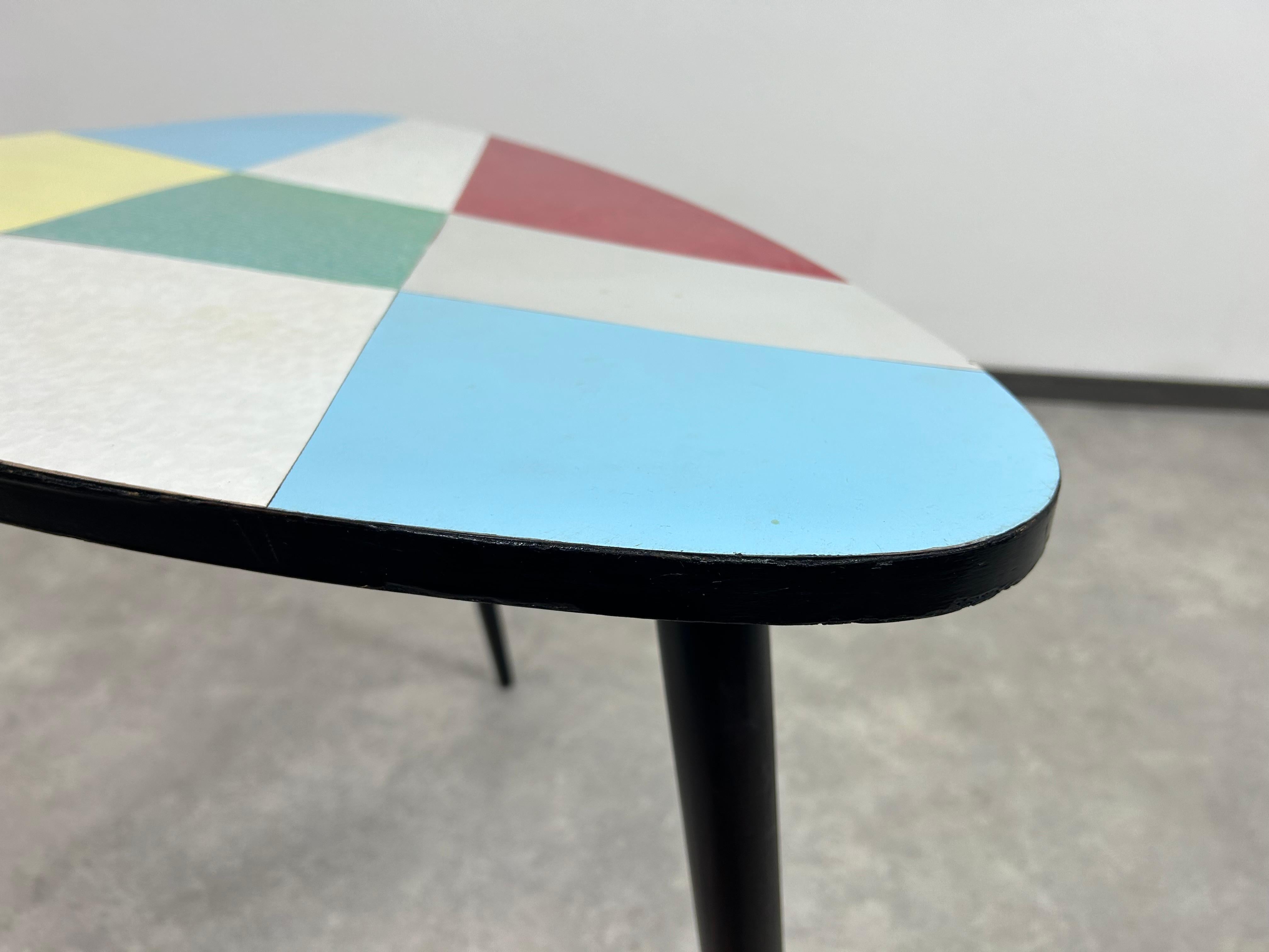 Mid-20th Century Mid-century modern coffee table For Sale