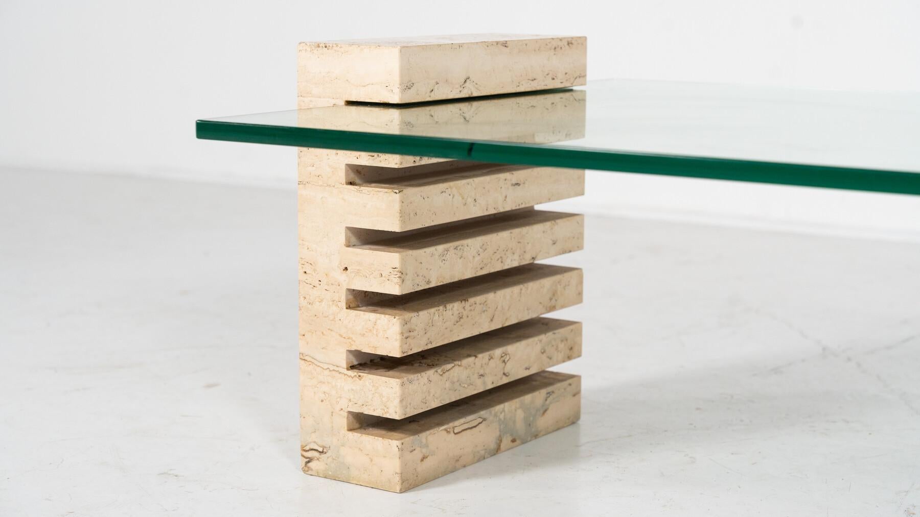 Table basse moderne du milieu du siècle, verre et travertin, Italie, 1970S en vente 6