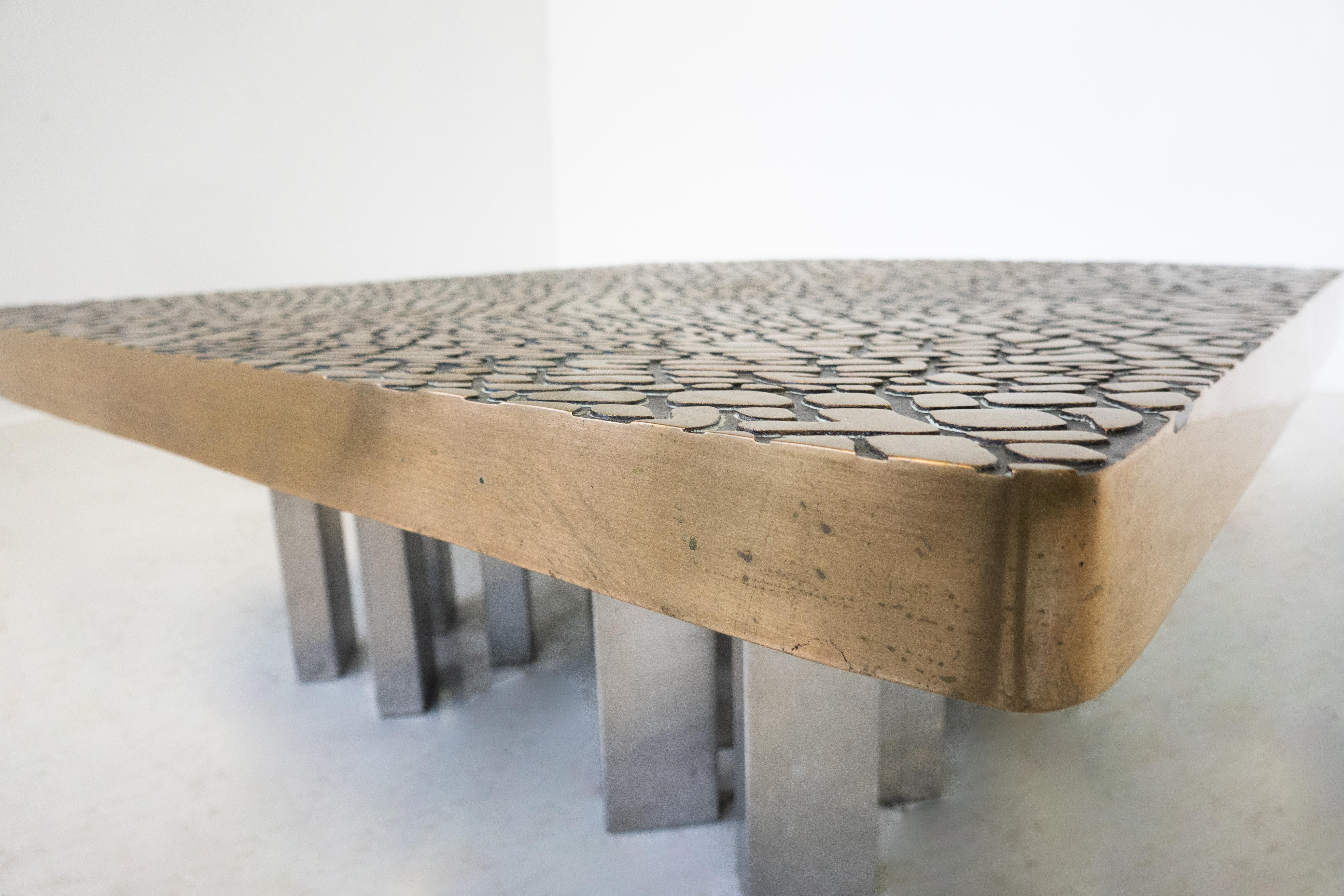 Mid-Century Modern Table basse moderne du milieu du siècle en bronze, Belgique en vente