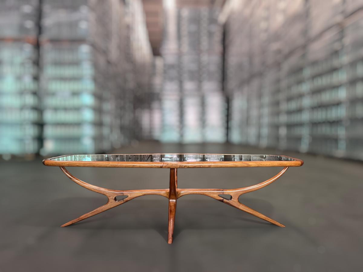 Table basse moderne du milieu du siècle en caviuna et verre, Giuseppe Scapinelli, Brésil en vente 4