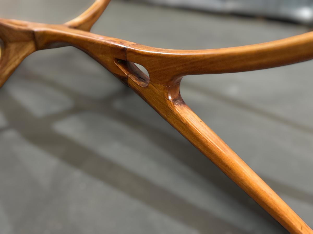 Table basse moderne du milieu du siècle en caviuna et verre, Giuseppe Scapinelli, Brésil en vente 11