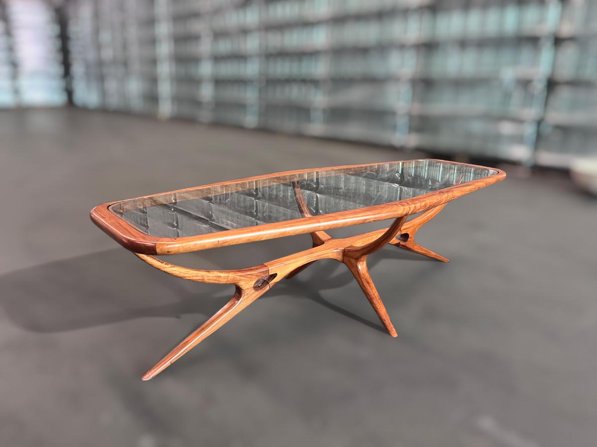 Verre Table basse moderne du milieu du siècle en caviuna et verre, Giuseppe Scapinelli, Brésil en vente