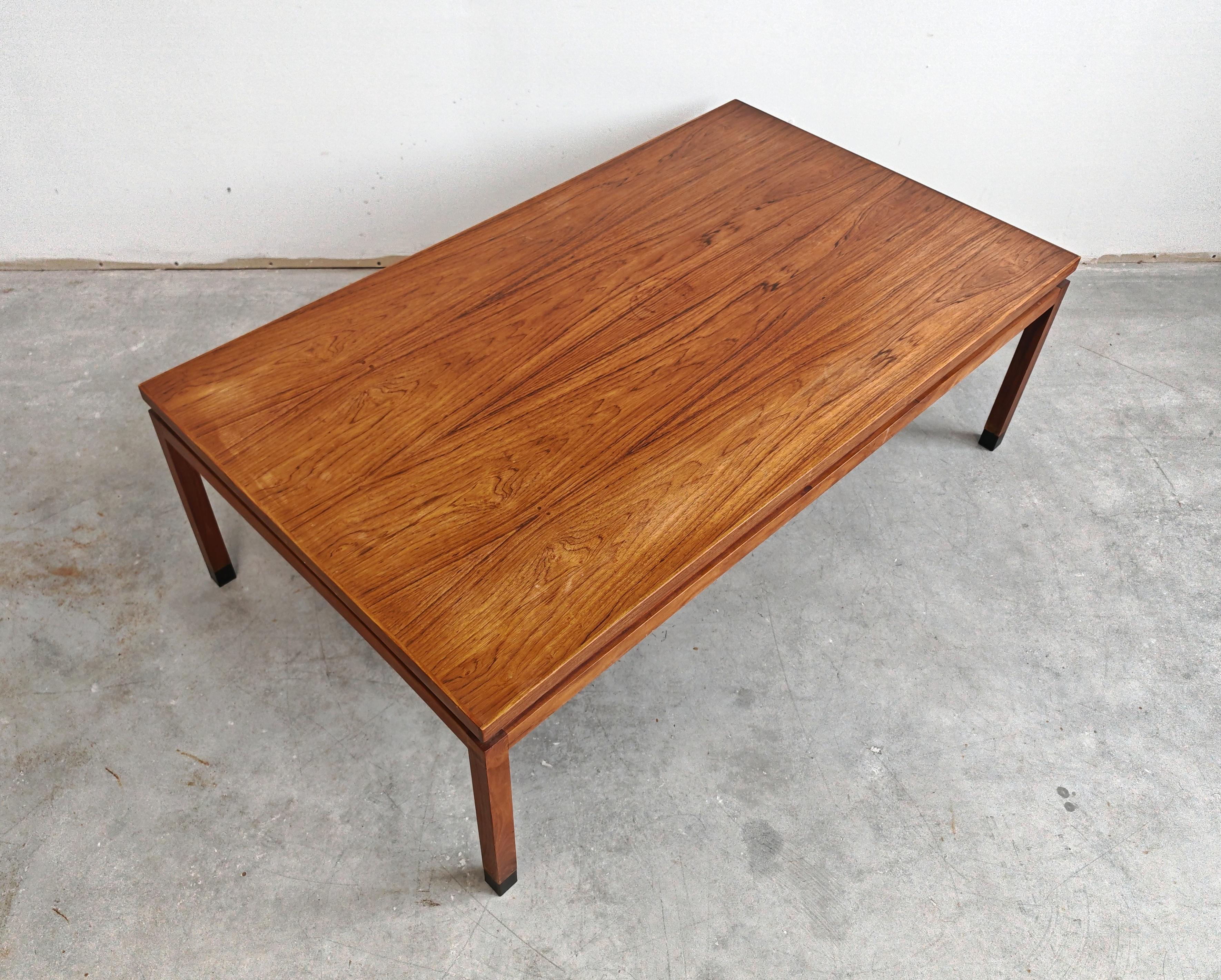 Mid Century Modern Coffee Table in solid teak, Denmark 1960s For Sale 3