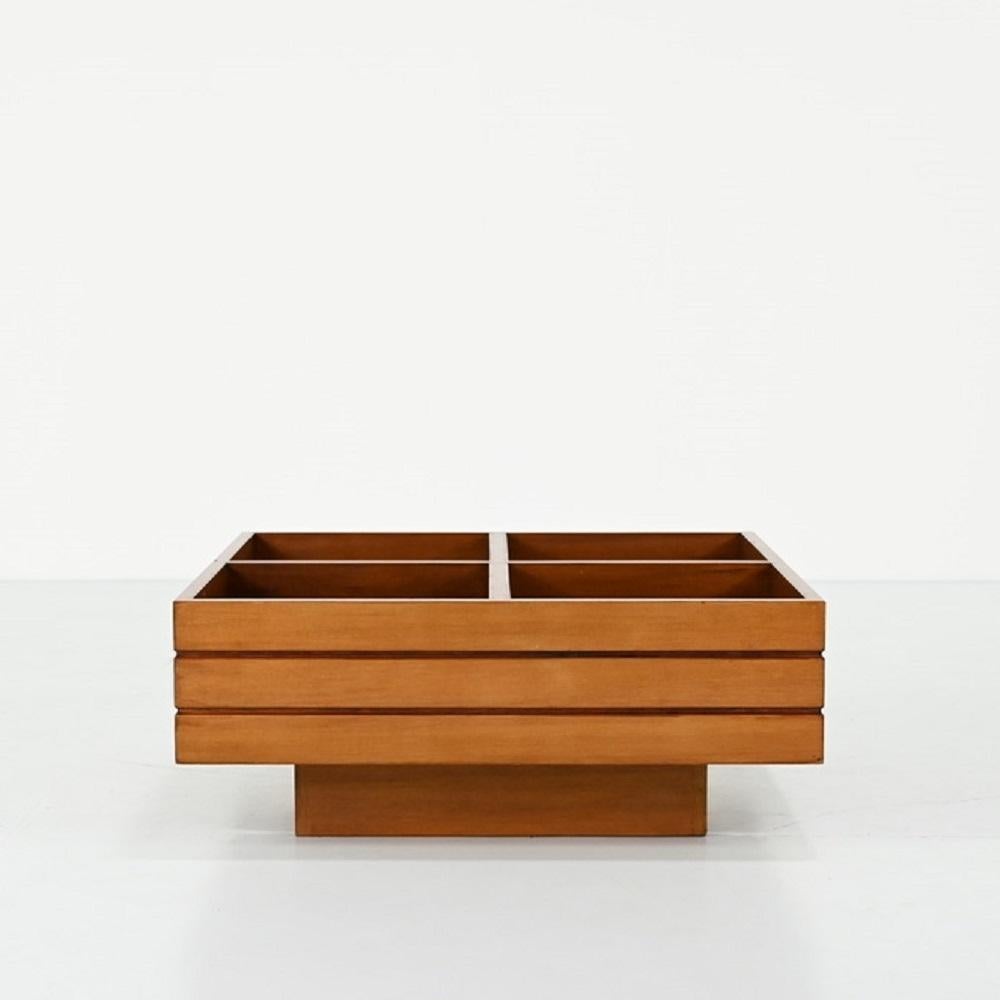 Mid Century Modern Coffee Table in Wood, Italy 1960s 4