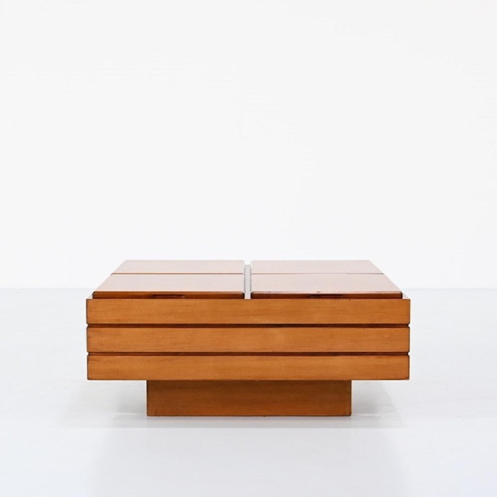 Mid Century Modern Coffee Table in Wood, Italy 1960s 5