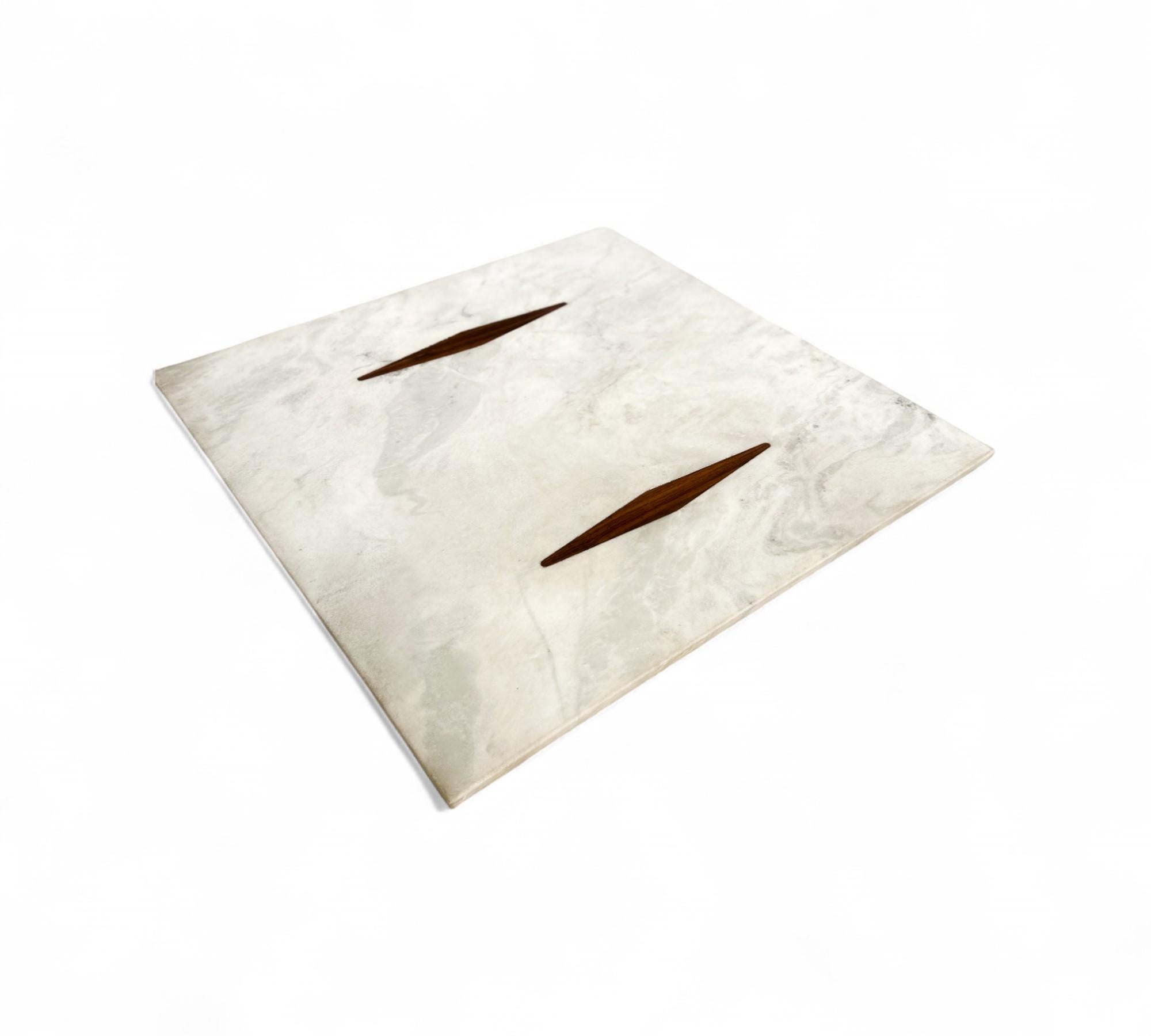 Mesa de centro moderna de mediados de siglo en madera y mármol de Jorge Zalszupin, Brasil Tallado a mano en venta