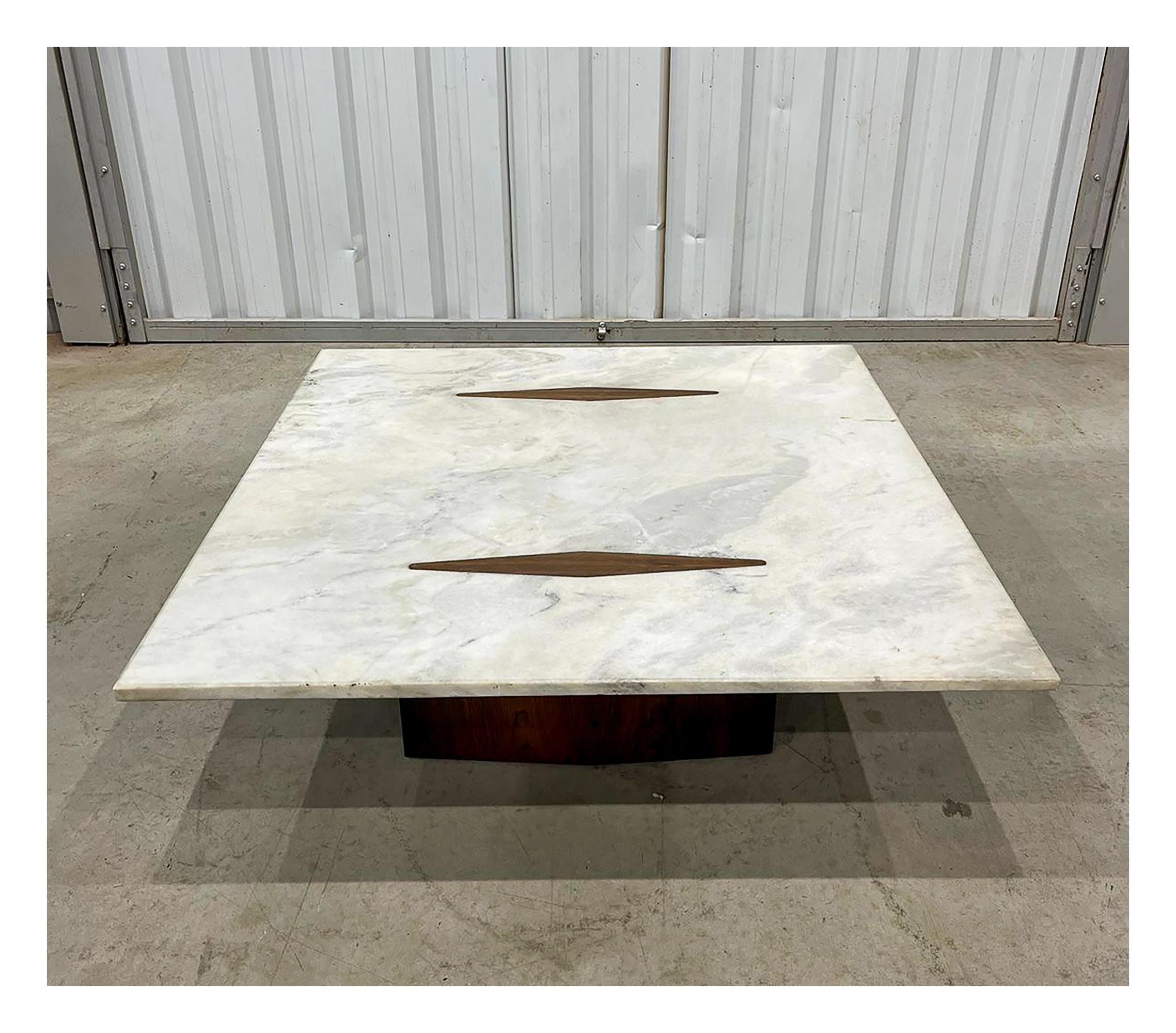 20th Century Mid-Century Modern Coffee Table in Wood & Marble by Jorge Zalszupin, Brazil For Sale
