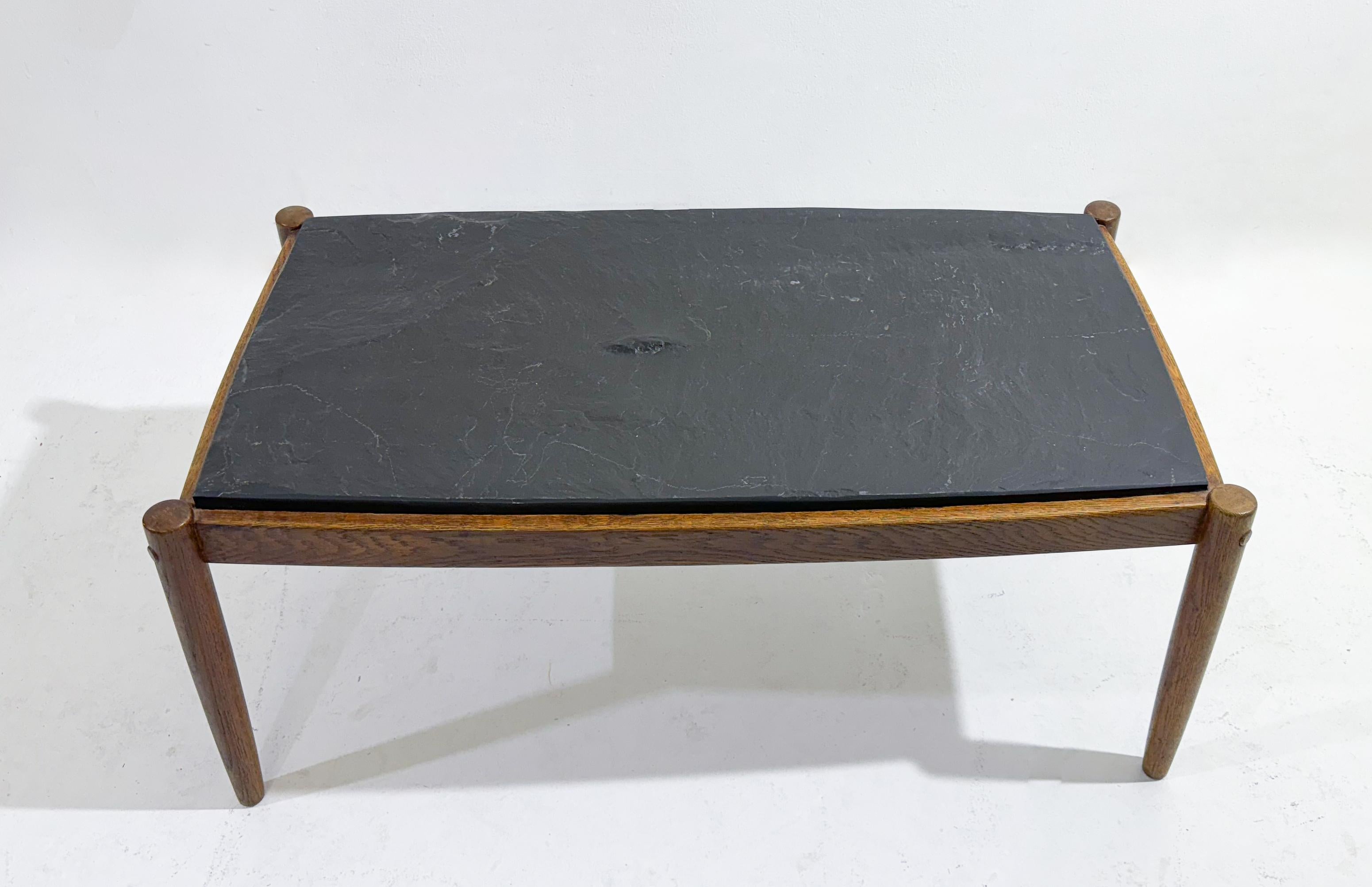 Wood Mid-Century Modern Coffee Table, Oak and Shale For Sale