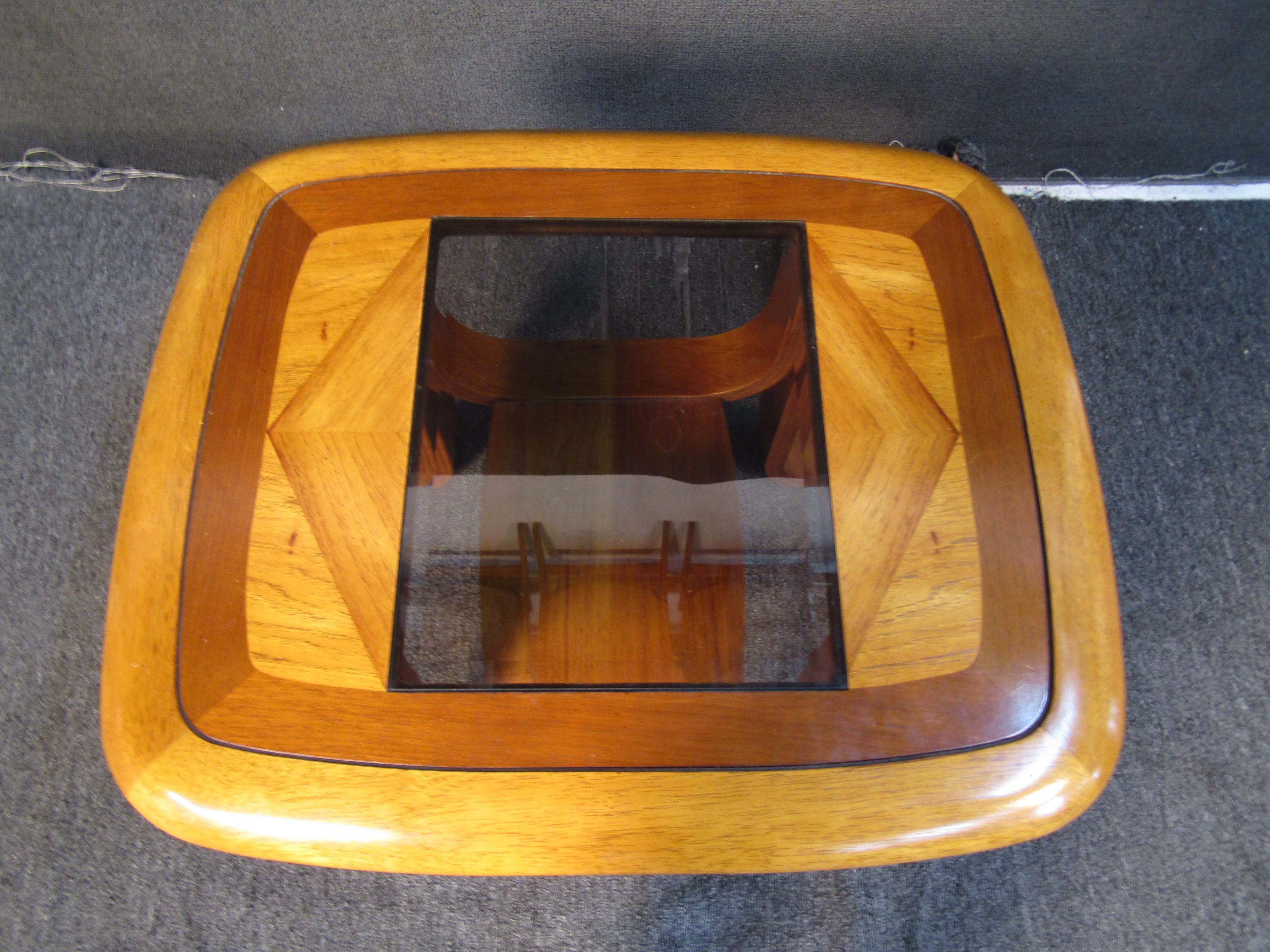 Mid-Century Modern Coffee Table Set For Sale 5