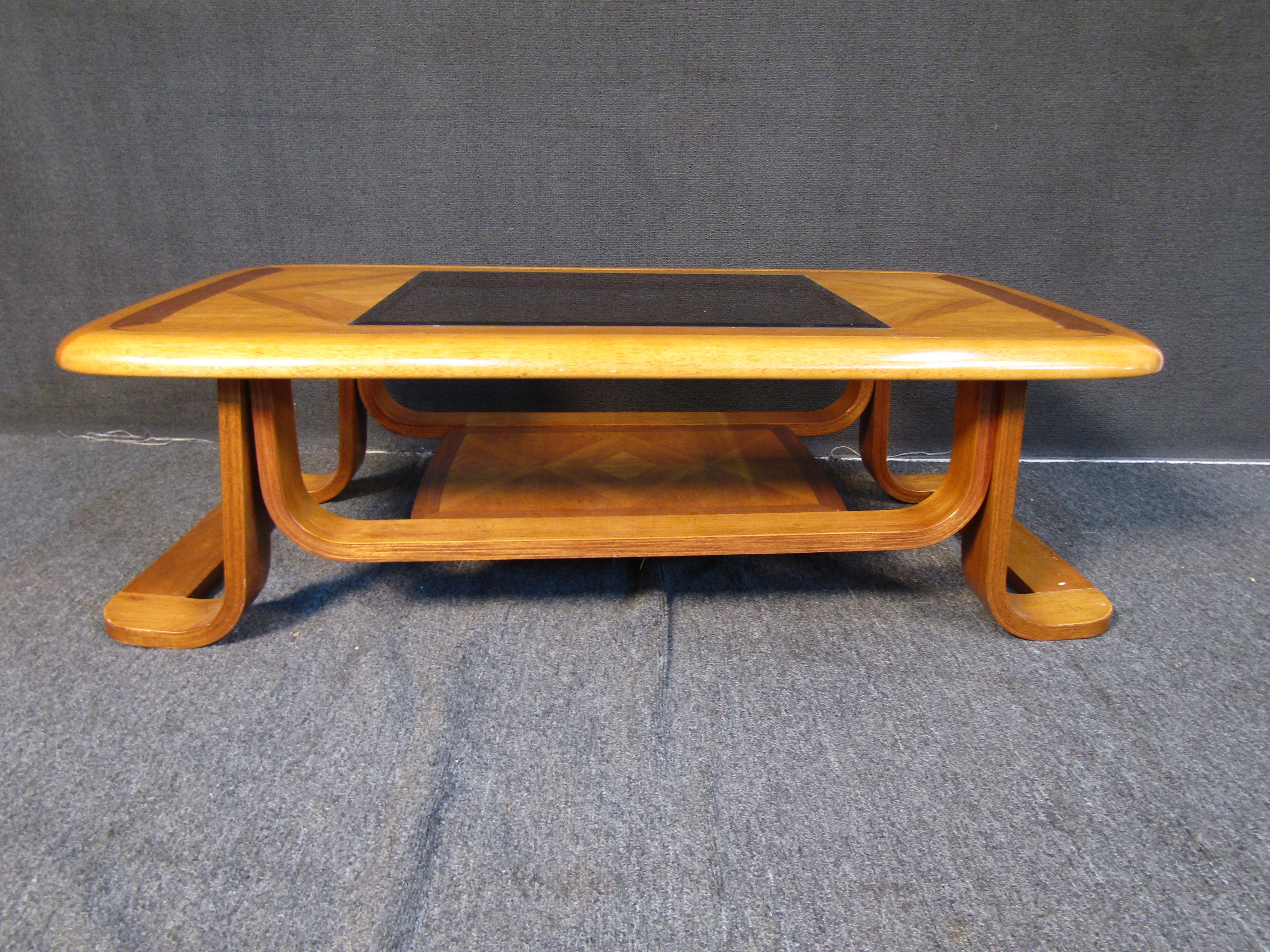 Mid-Century Modern Coffee Table Set For Sale 1