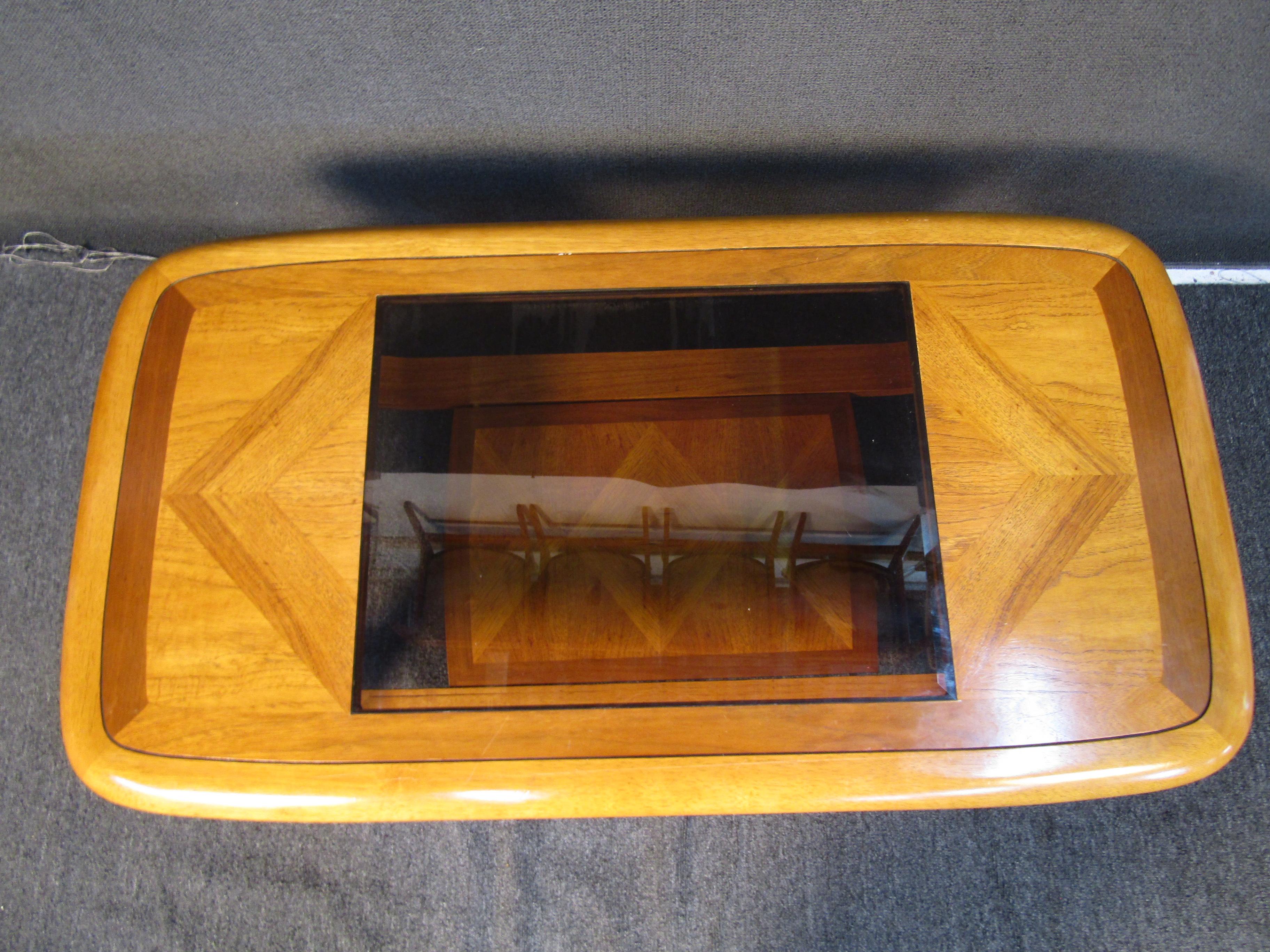 Mid-Century Modern Coffee Table Set For Sale 2