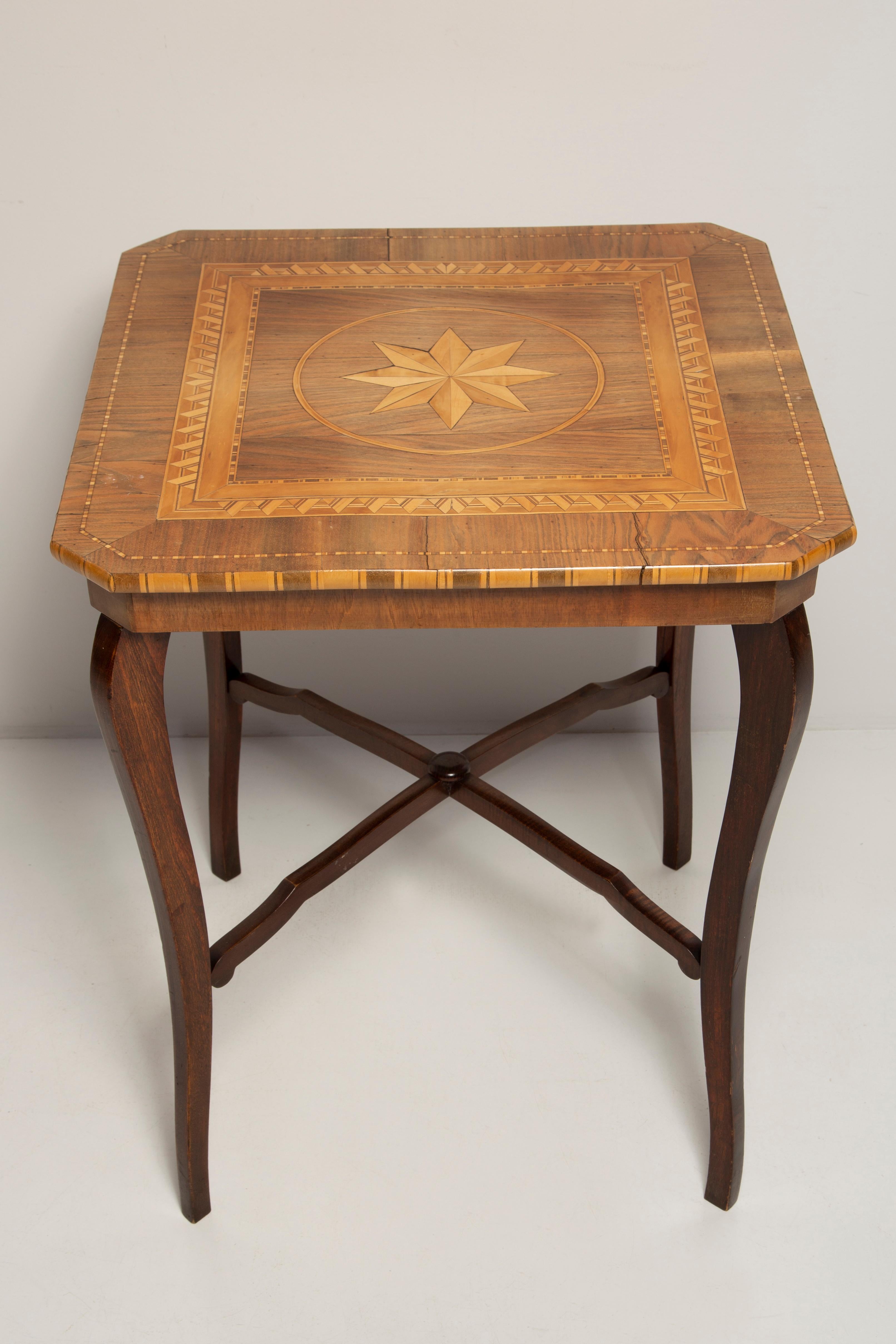 Mid-Century Modern Coffee Table, Vintage, Art Deco, Star Marquetry, 1960s In Excellent Condition For Sale In 05-080 Hornowek, PL