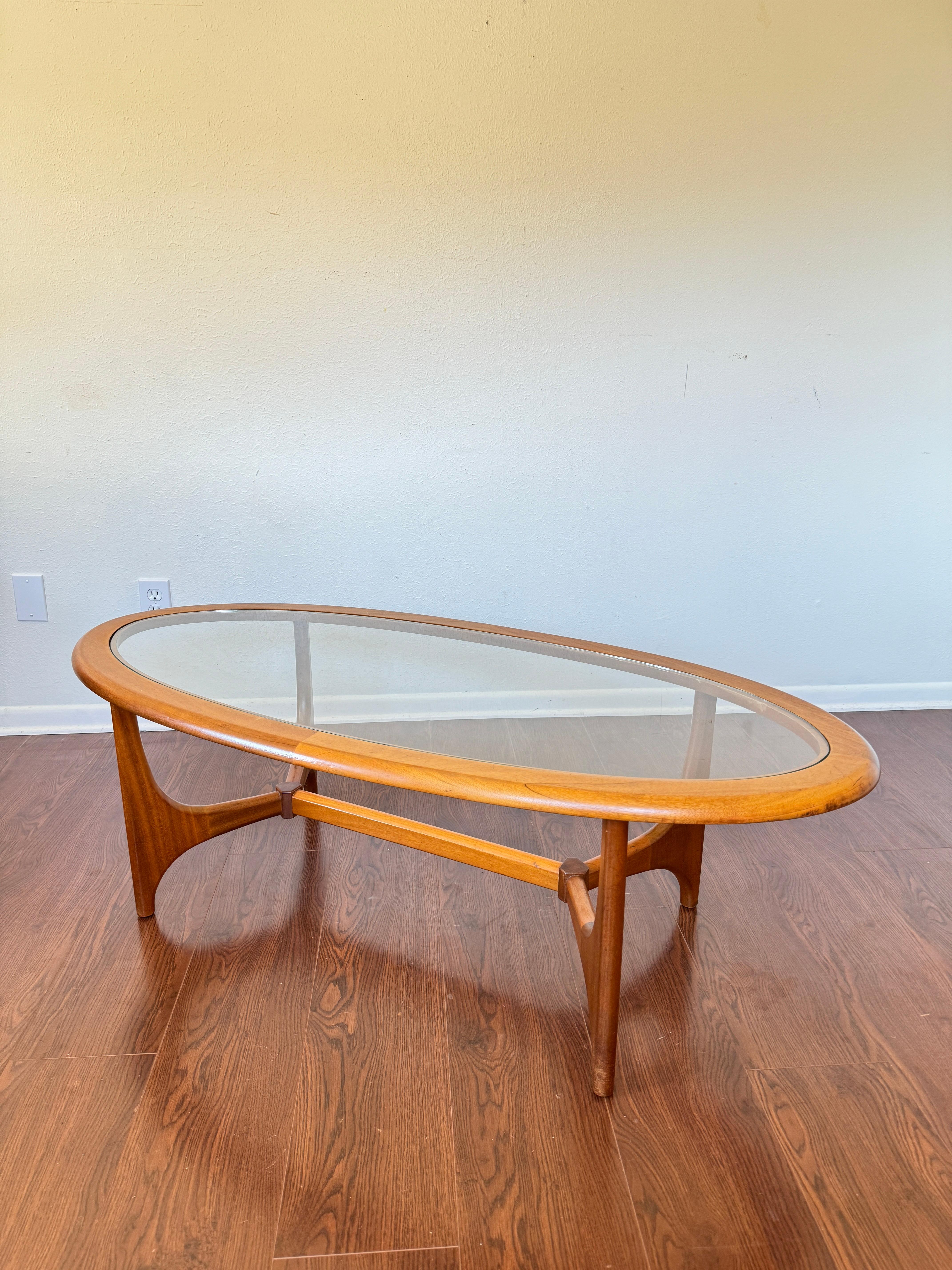 Mid century modern coffee table with a glass top by Stonehill, circa 1960s 6