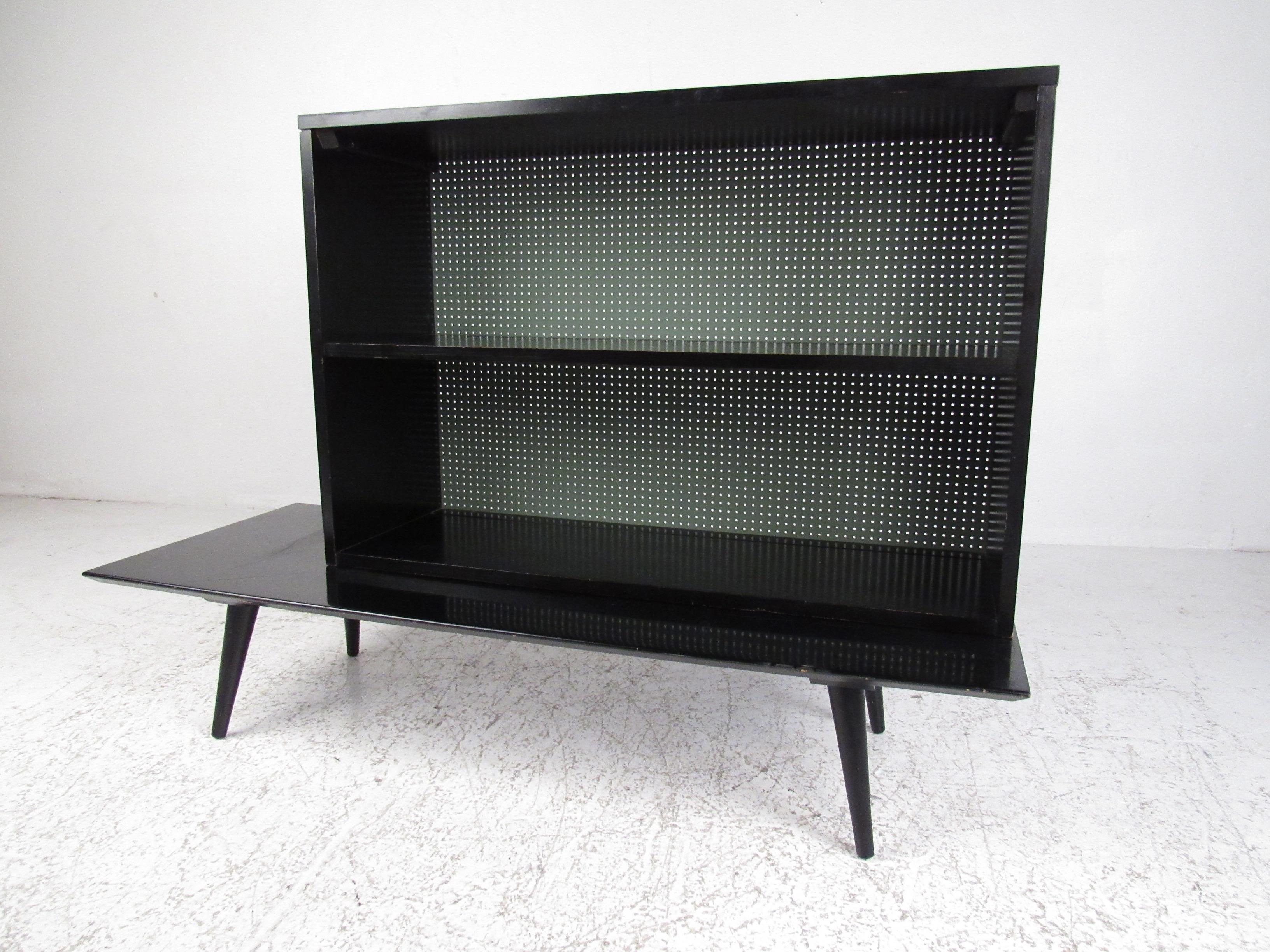 Mid-Century Modern Coffee Table with Bookcase Topper by Paul McCobb For Sale 4