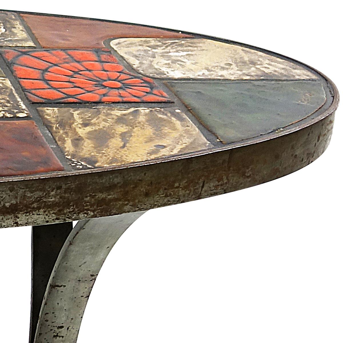 Mid-Century Modern Table basse moderne du milieu du siècle avec carreaux signés Barrois pour Vallauris