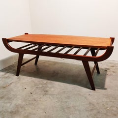 Table basse moderne du milieu du siècle dernier avec plateau tournant, années 1960