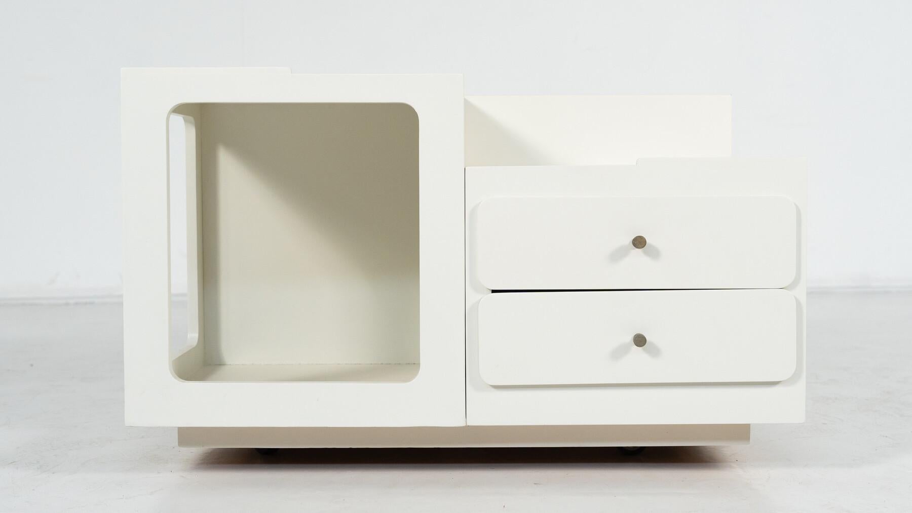 Table basse moderne du milieu du siècle, bois, Italie, 1970 en vente 8