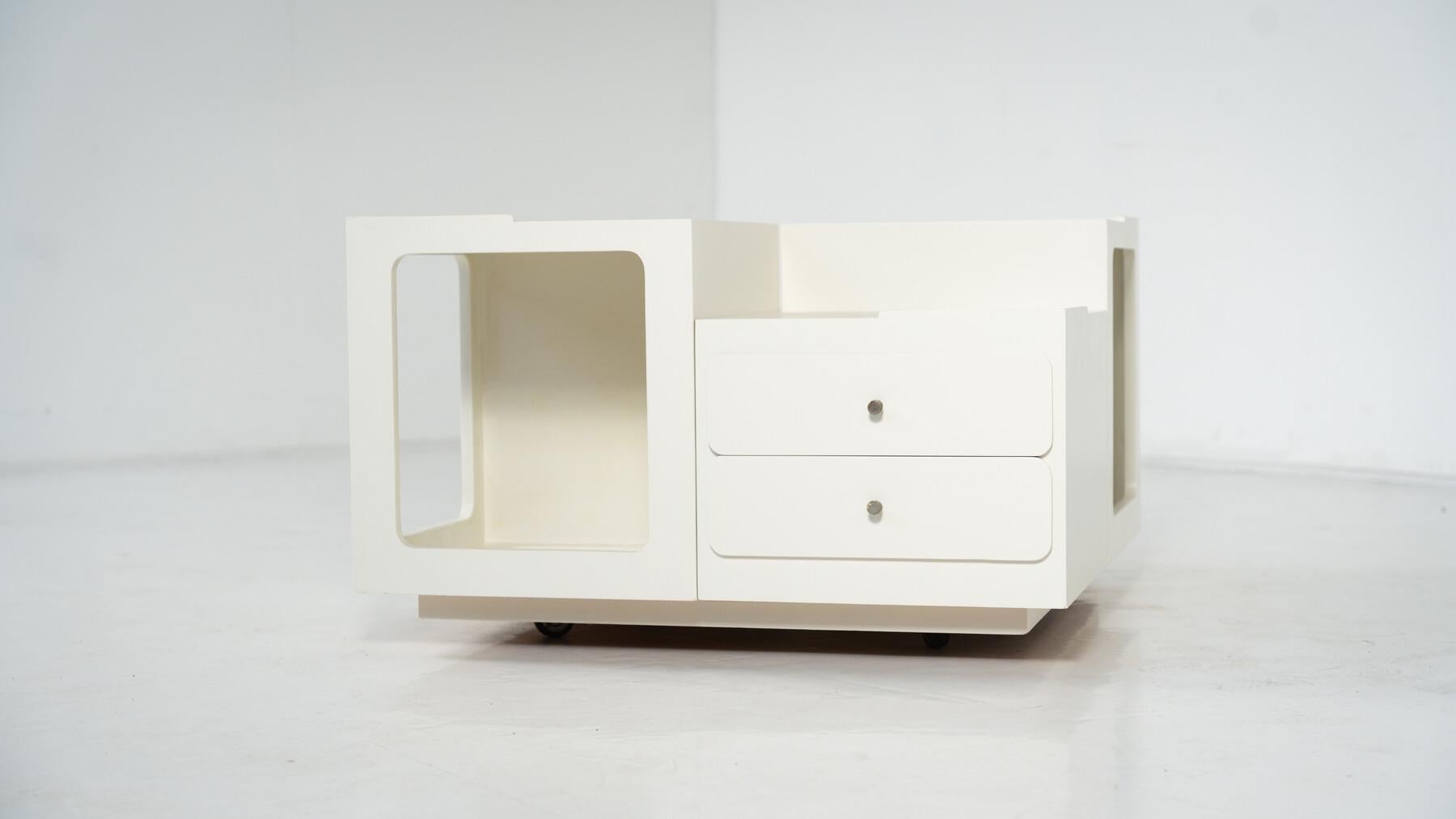 Mid-Century Modern Table basse moderne du milieu du siècle, bois, Italie, 1970 en vente