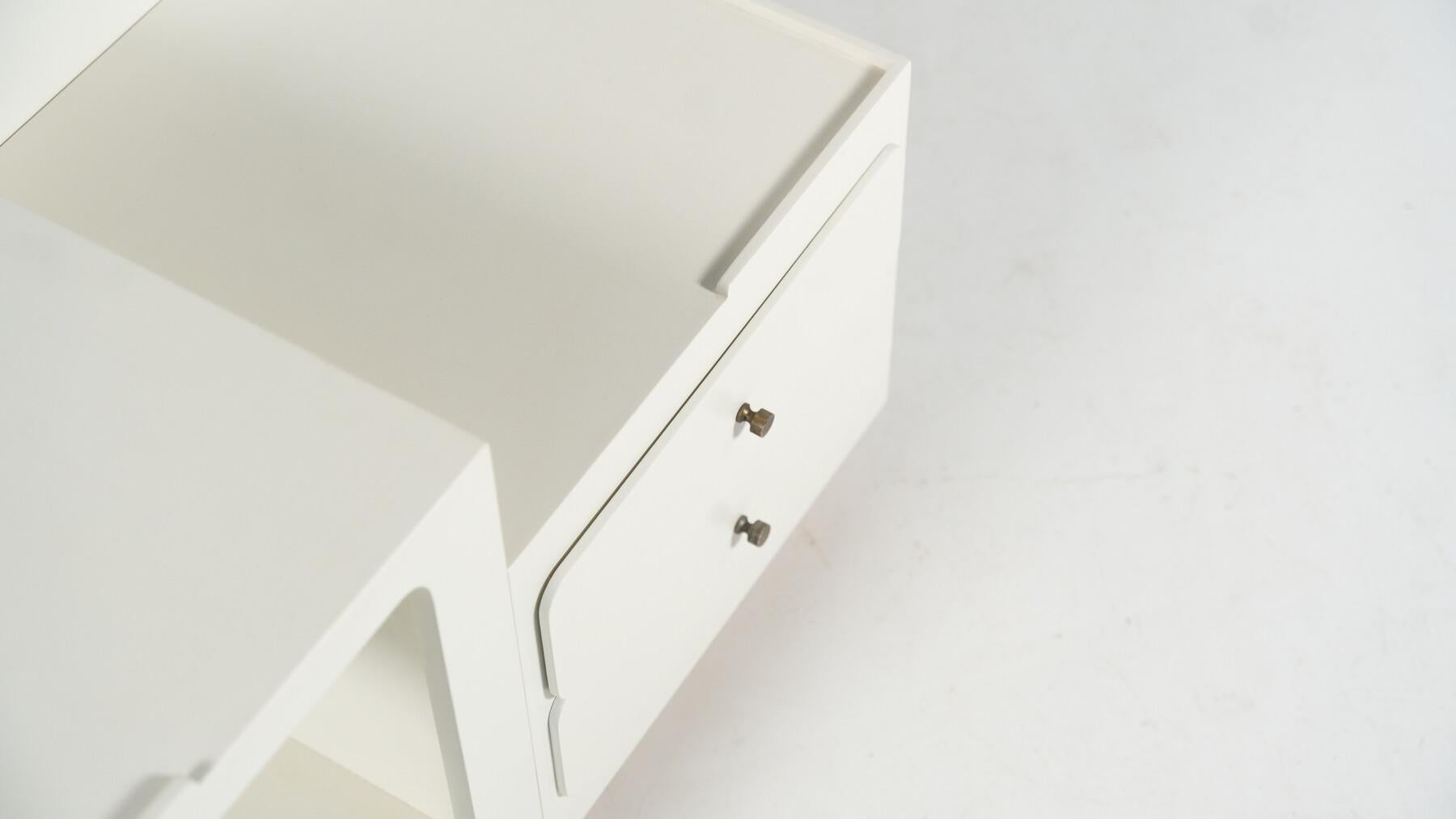 italien Table basse moderne du milieu du siècle, bois, Italie, 1970 en vente