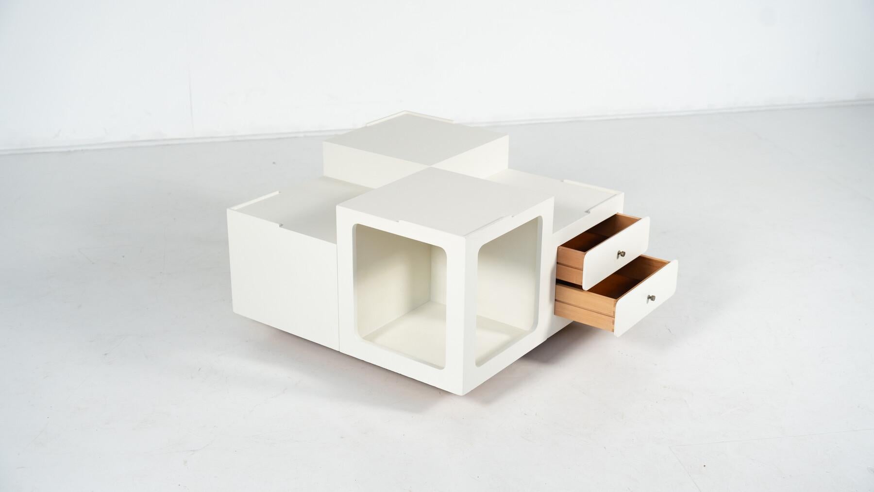 Table basse moderne du milieu du siècle, bois, Italie, 1970 en vente 3