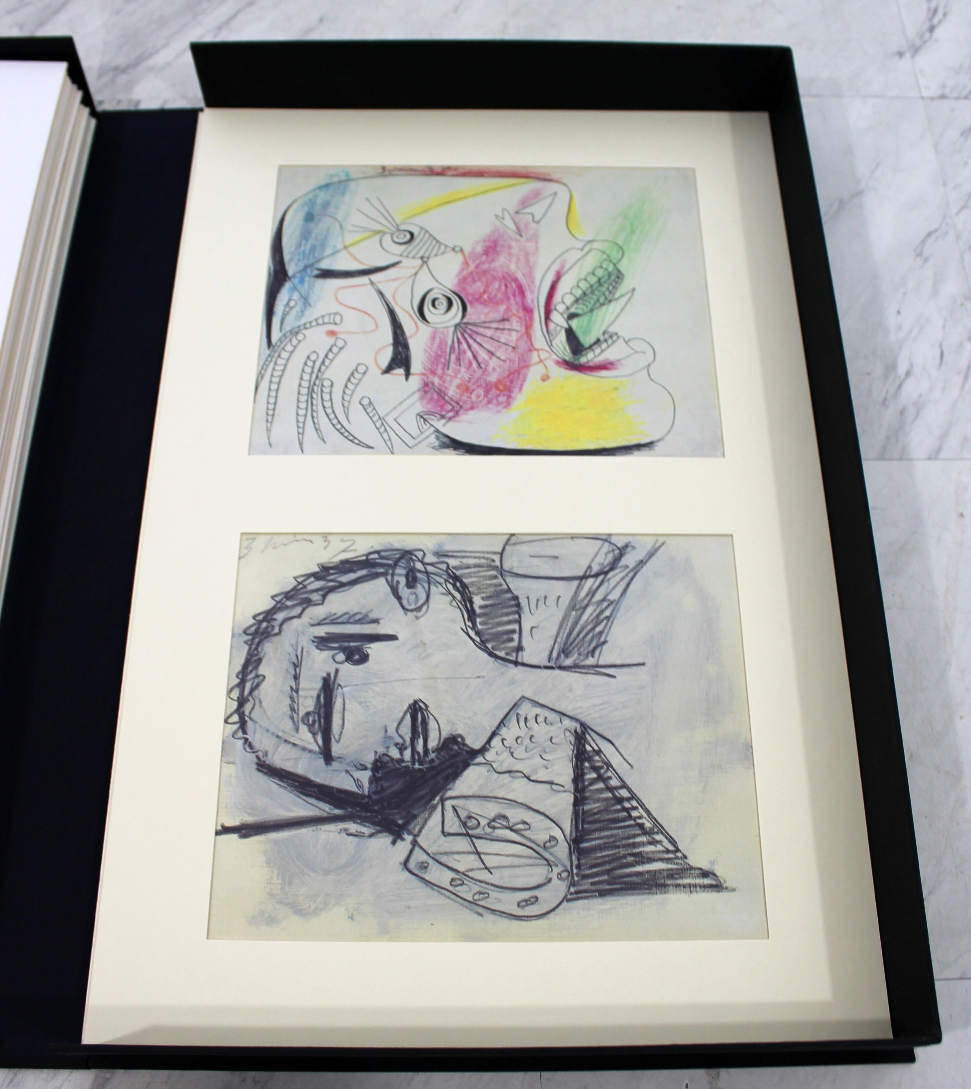 The Moderns Modern Color Facsimiles of Picasso's 42 Preliminary Studies Guernica (en anglais) 2