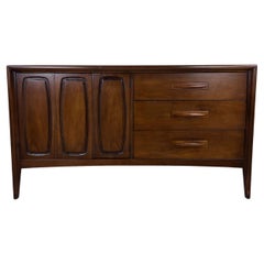 Enfilade/crédence compact mi-siècle moderne de Broyhill