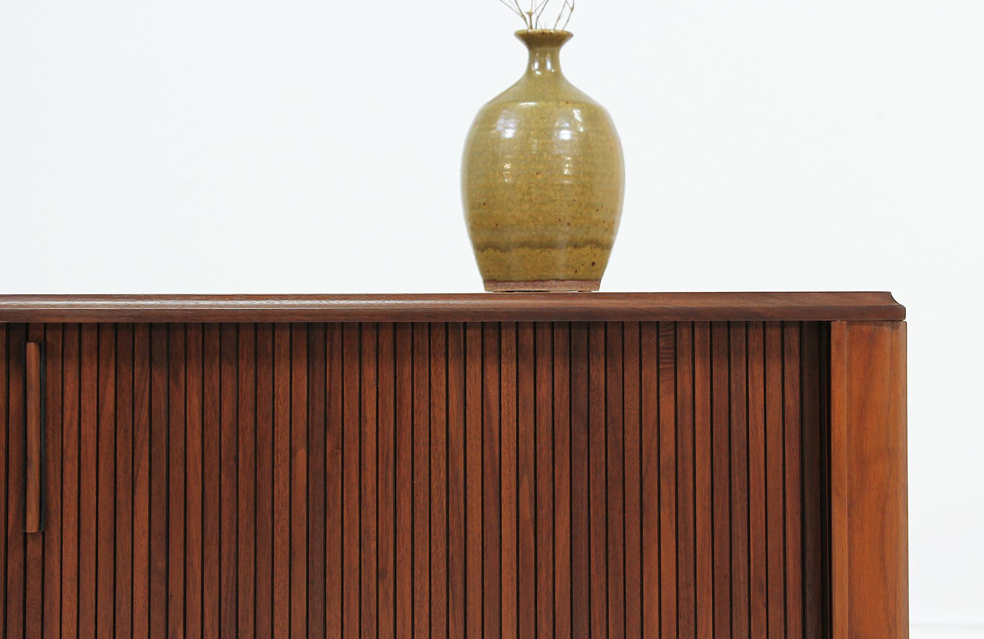 Mid-Century Modern Compact Tambour-Door Credenza by Barzilay 1
