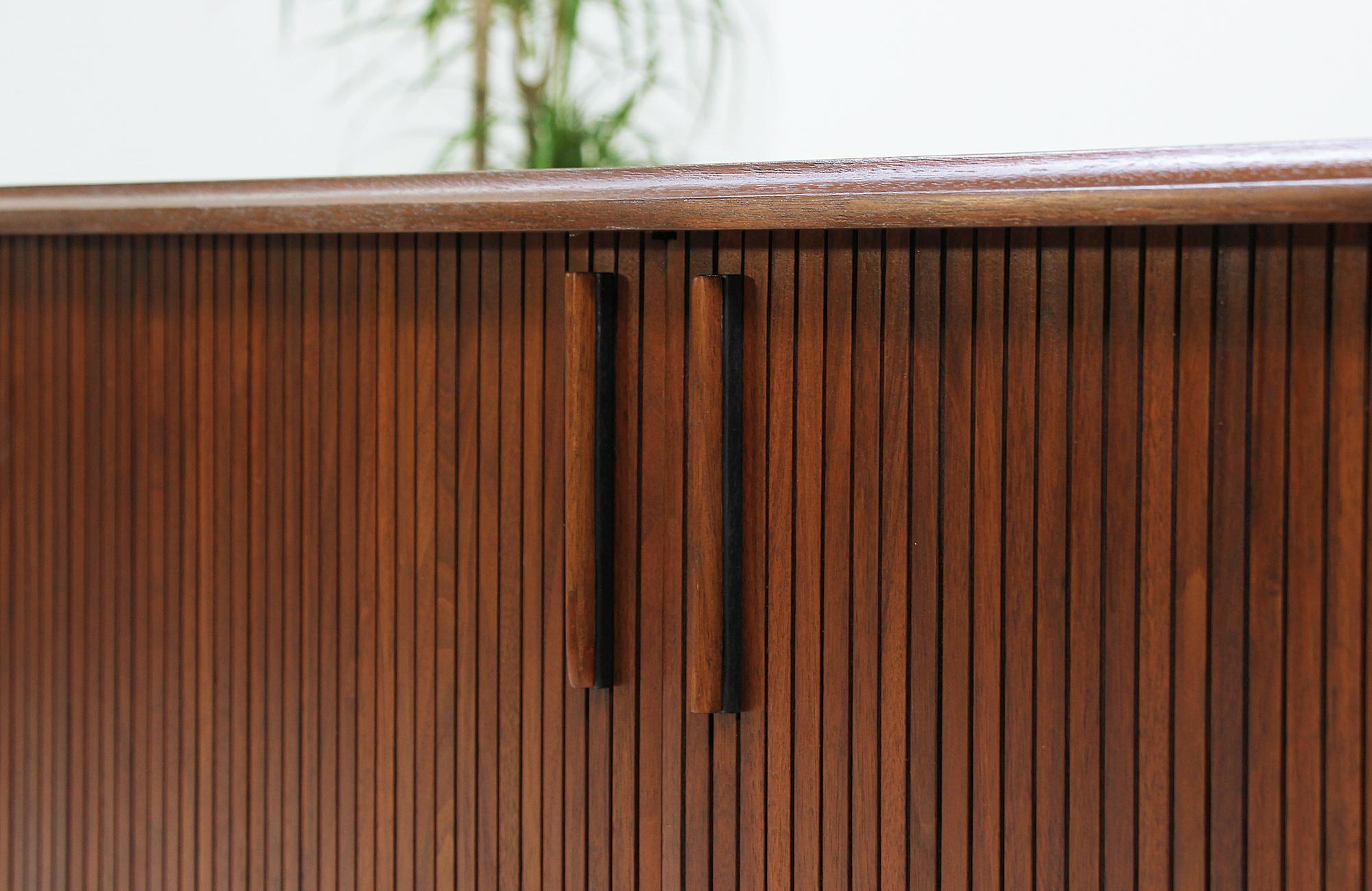 Mid-Century Modern Compact Tambour-Door Credenza by Barzilay 2