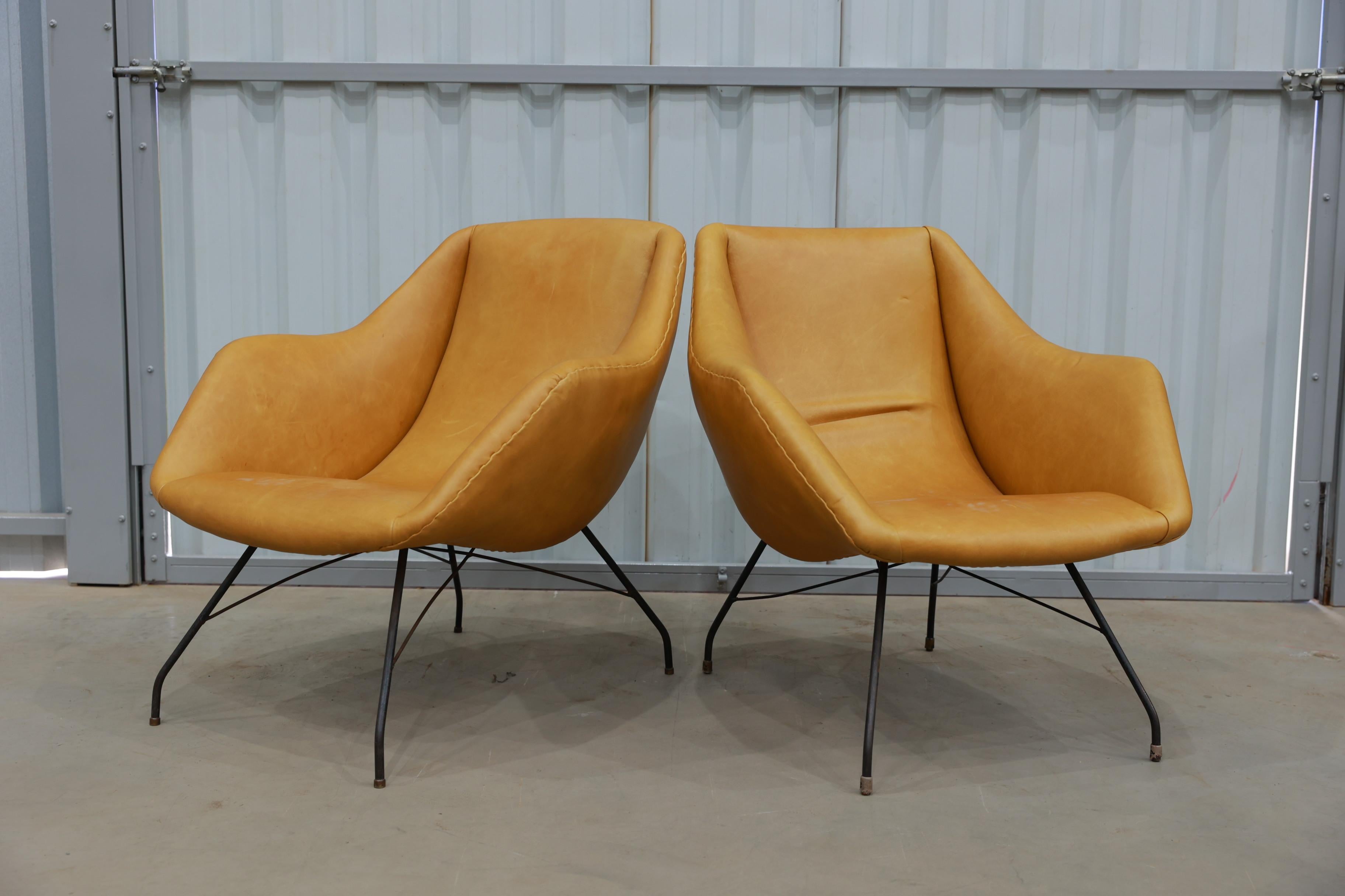Mid-Century Modern Mid Century Modern Concha Armchairs in Leather & Metal by Carlo Hauner, c. 1950