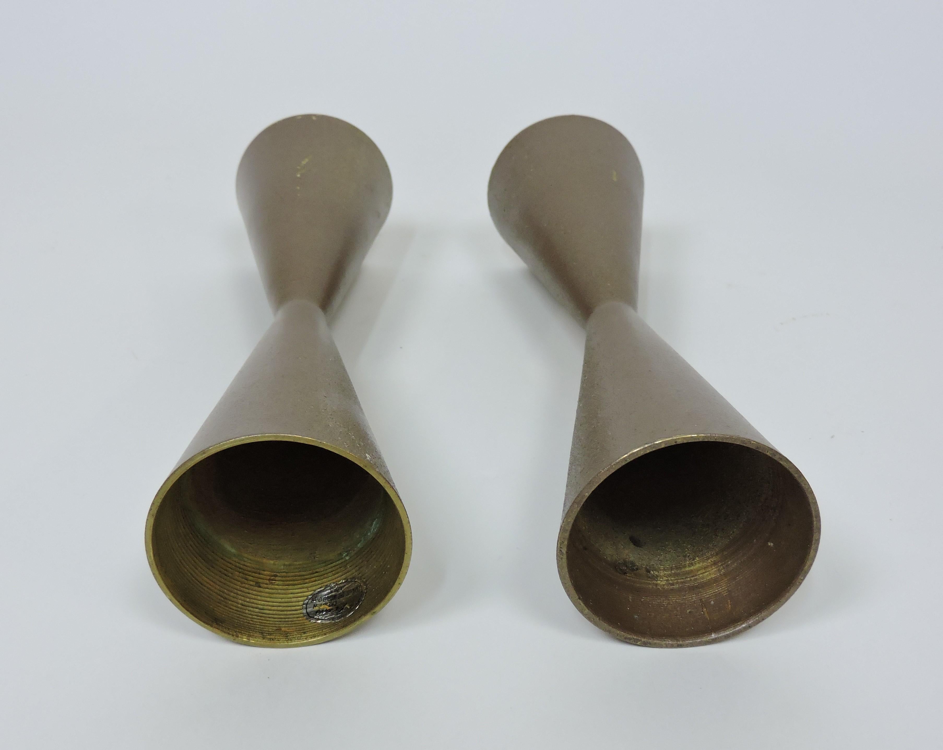 Portacandele a cono in ottone del Mid Century Modern, due set disponibili In condizioni buone in vendita a Chesterfield, NJ