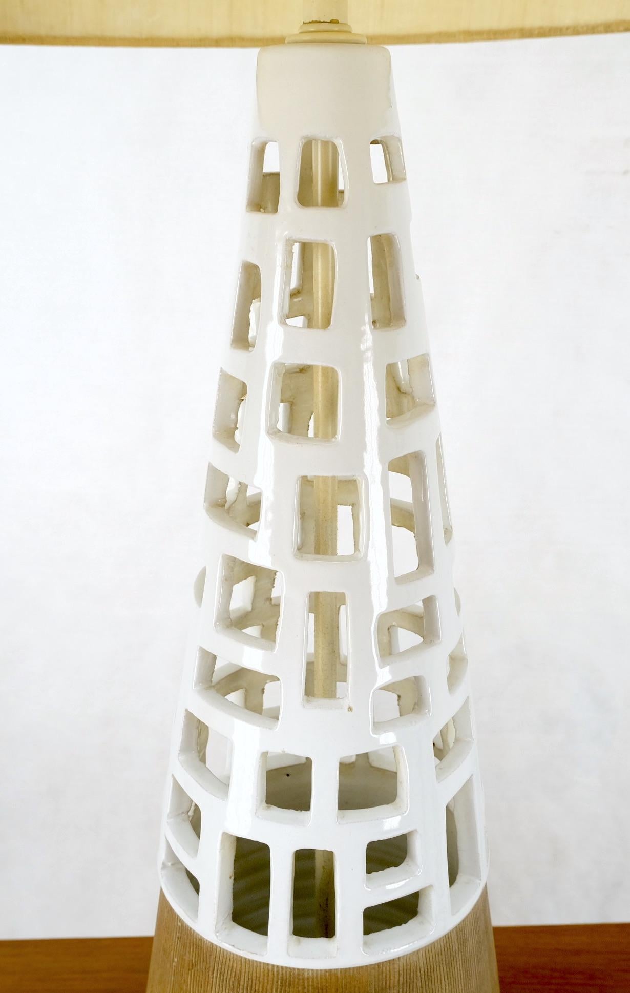 Mid-Century Modern Cone Shape Geometrical Pattern Pierce Pattern Base Table Lamp For Sale 4