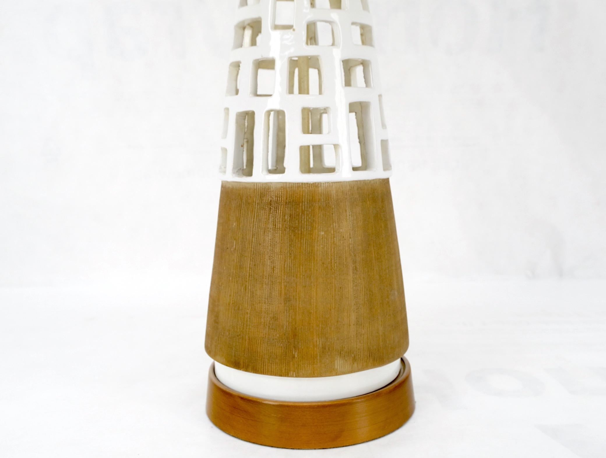Mid-Century Modern Cone Shape Geometrical Pattern Pierce Pattern Base Table Lamp For Sale 5